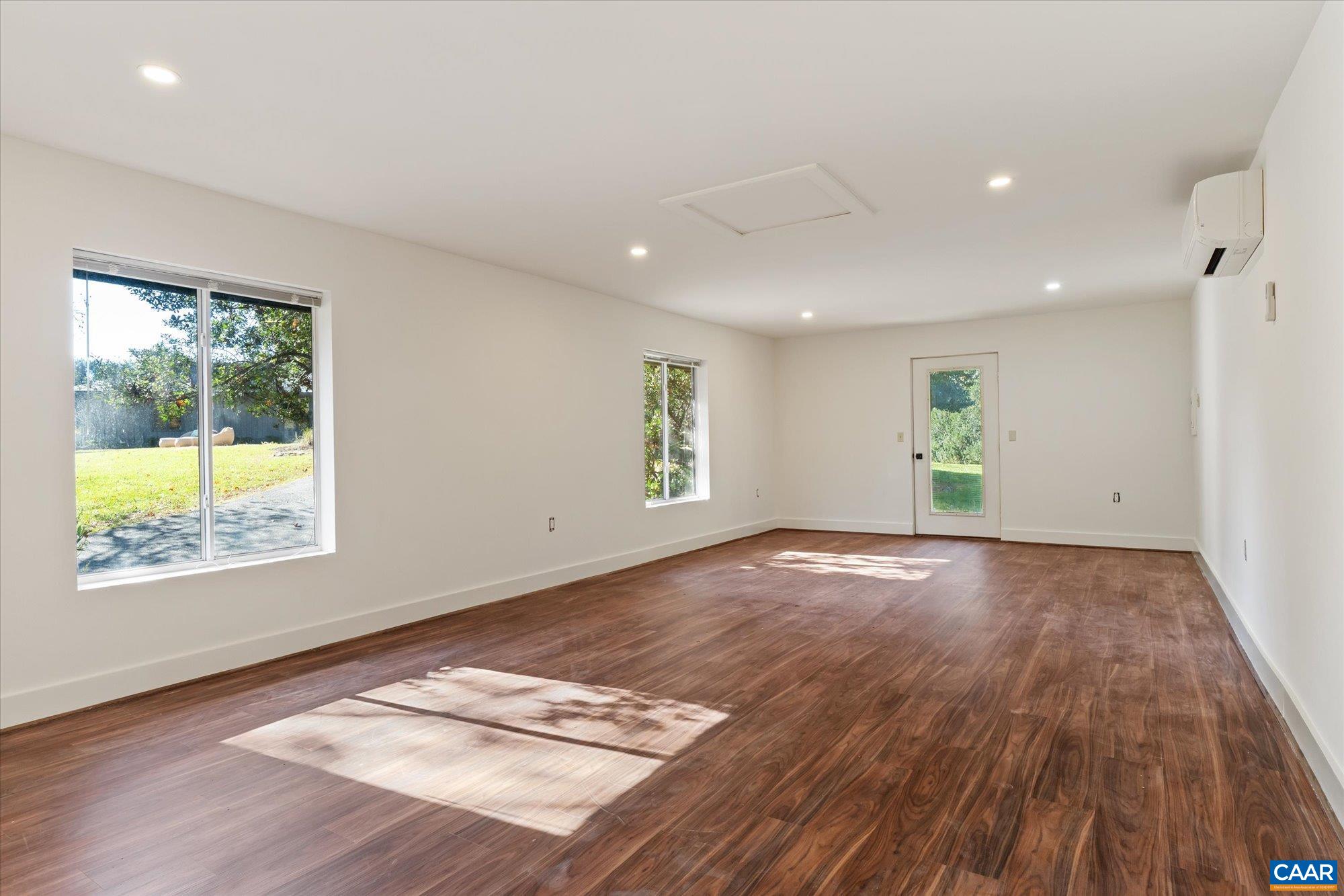 1221 WEST LEIGH DR, CHARLOTTESVILLE, Virginia 22901, 3 Bedrooms Bedrooms, ,3 BathroomsBathrooms,Residential,1221 WEST LEIGH DR,683353 MLS # 683353 1221 WEST LEIGH DR, CHARLOTTESVILLE, Virginia 22901, 3 Bedrooms Bedrooms, ,3 BathroomsBathrooms,Residential,1221 WEST LEIGH DR,683353 MLS # 683353