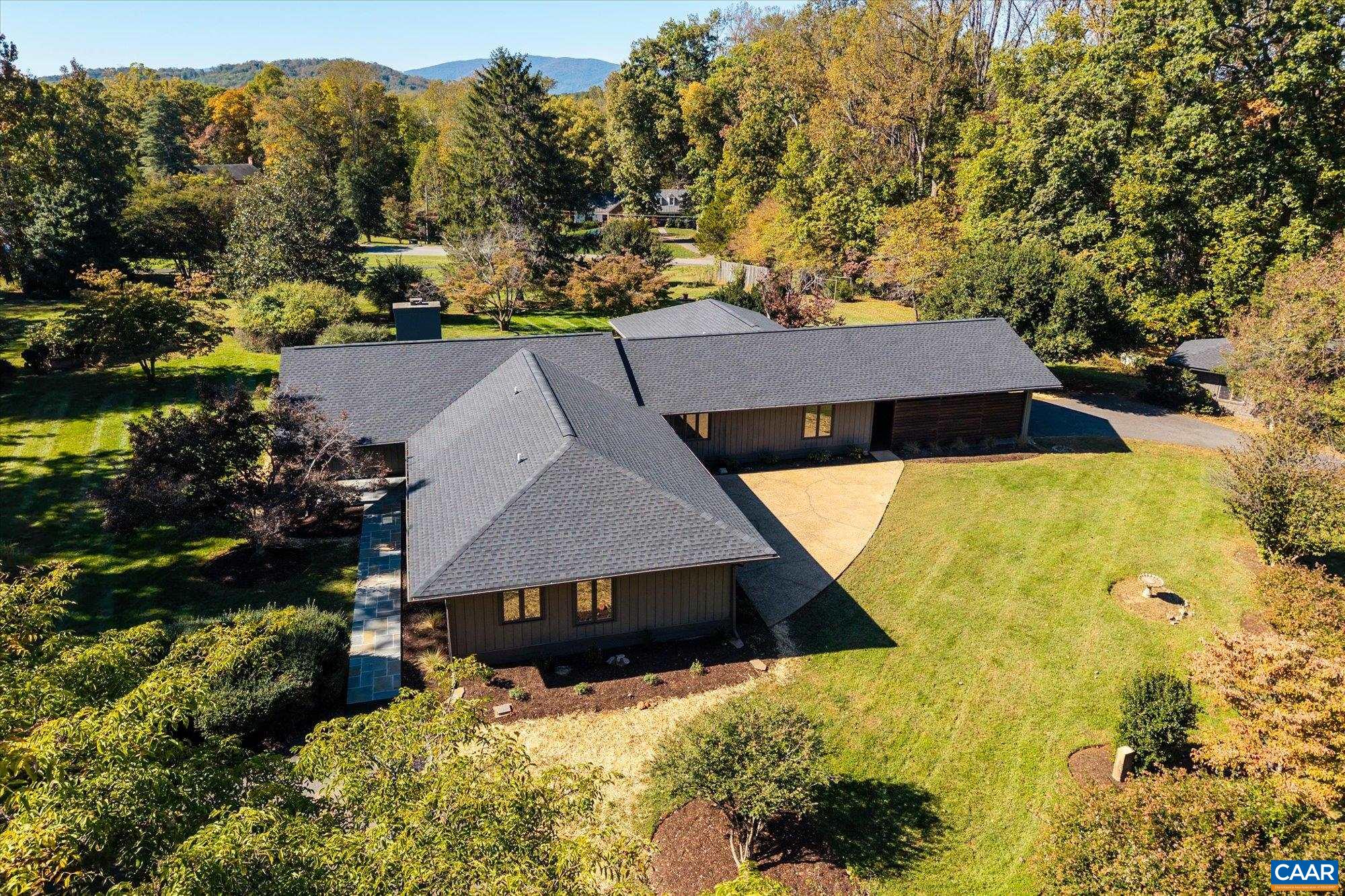 1221 WEST LEIGH DR, CHARLOTTESVILLE, Virginia 22901, 3 Bedrooms Bedrooms, ,3 BathroomsBathrooms,Residential,1221 WEST LEIGH DR,683353 MLS # 683353 1221 WEST LEIGH DR, CHARLOTTESVILLE, Virginia 22901, 3 Bedrooms Bedrooms, ,3 BathroomsBathrooms,Residential,1221 WEST LEIGH DR,683353 MLS # 683353