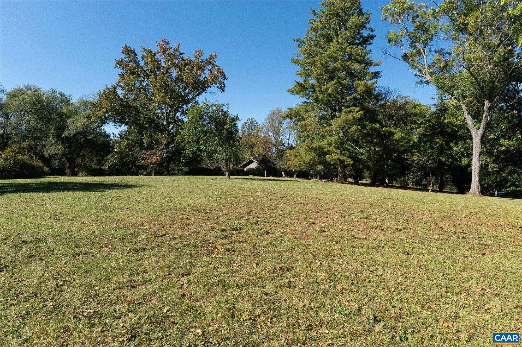 1221 WEST LEIGH DR, CHARLOTTESVILLE, Virginia 22901, 3 Bedrooms Bedrooms, ,3 BathroomsBathrooms,Residential,1221 WEST LEIGH DR,683353 MLS # 683353 1221 WEST LEIGH DR, CHARLOTTESVILLE, Virginia 22901, 3 Bedrooms Bedrooms, ,3 BathroomsBathrooms,Residential,1221 WEST LEIGH DR,683353 MLS # 683353