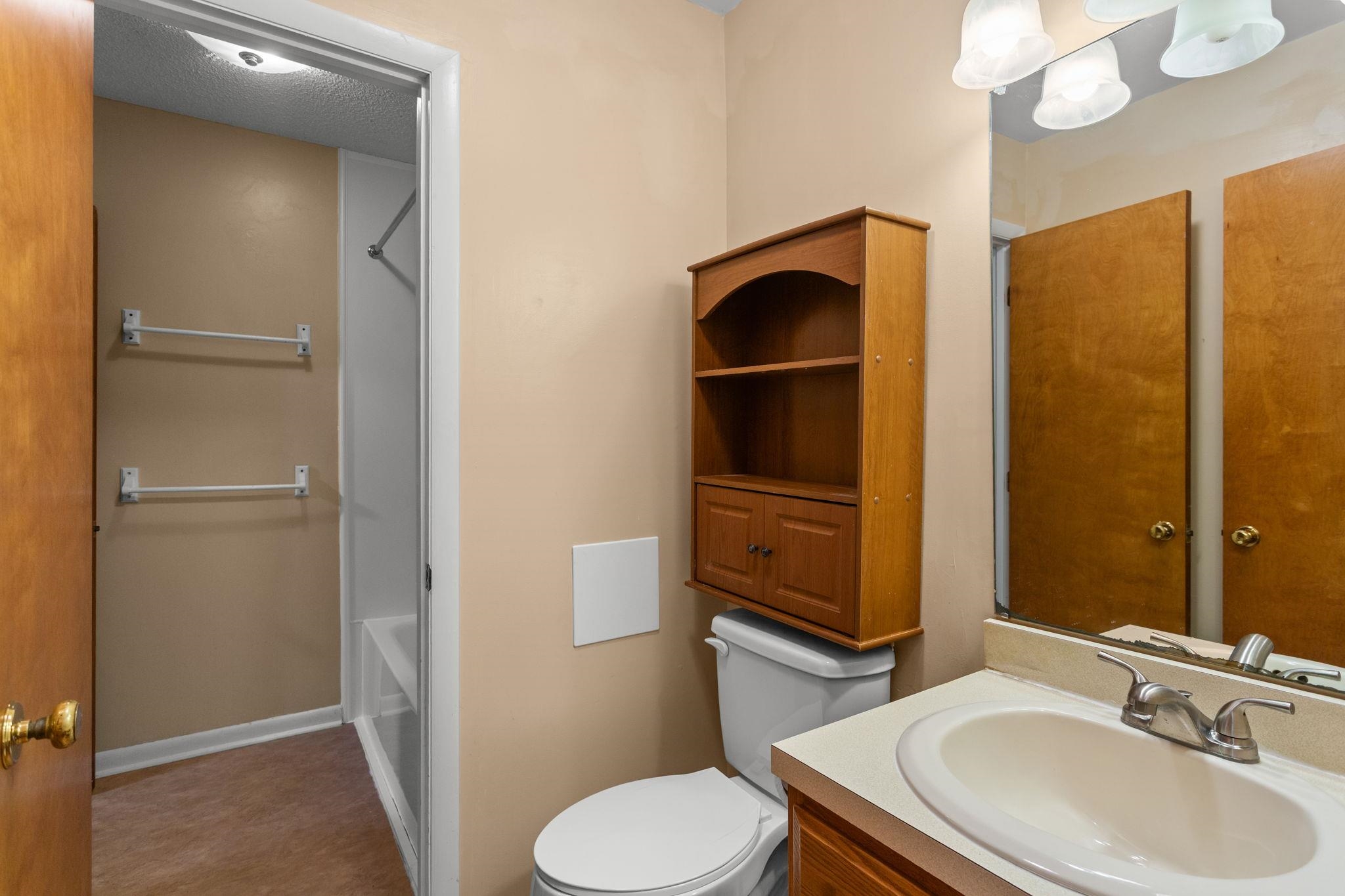 1175 ROSEDALE DR, HARRISONBURG, Virginia 22801, 3 Bedrooms Bedrooms, ,1 BathroomBathrooms,Residential,1175 ROSEDALE DR,683427 MLS # 683427