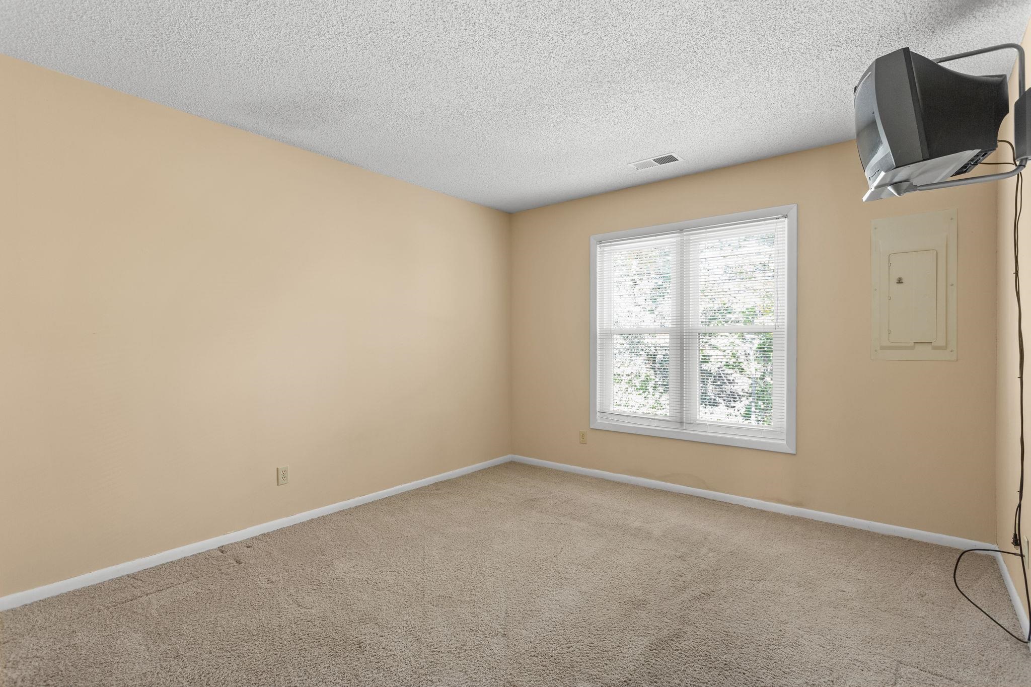 1175 ROSEDALE DR, HARRISONBURG, Virginia 22801, 3 Bedrooms Bedrooms, ,1 BathroomBathrooms,Residential,1175 ROSEDALE DR,683427 MLS # 683427