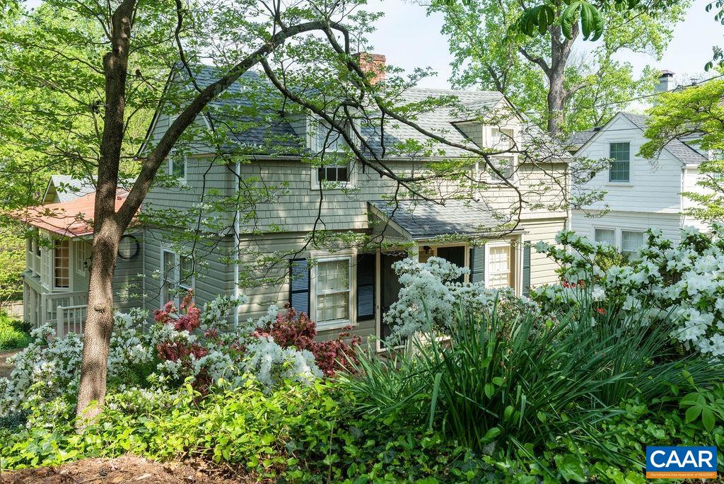 907 COTTAGE LN, CHARLOTTESVILLE, Virginia 22903, 4 Bedrooms Bedrooms, ,3 BathroomsBathrooms,Residential,907 Cottage Lane,907 COTTAGE LN,683069 MLS # 683069 907 COTTAGE LN, CHARLOTTESVILLE, Virginia 22903, 4 Bedrooms Bedrooms, ,3 BathroomsBathrooms,Residential,907 Cottage Lane,907 COTTAGE LN,683069 MLS # 683069