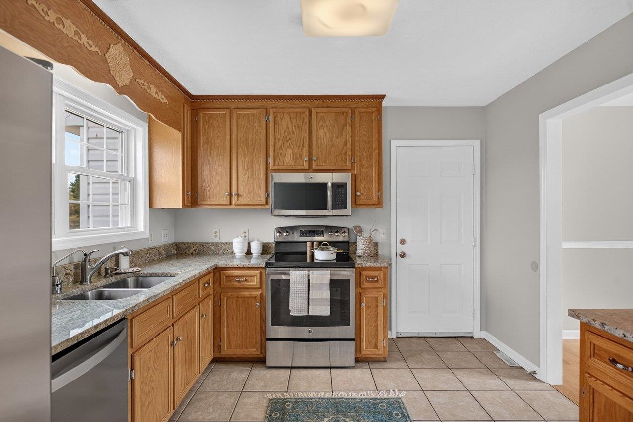 752 BOYERS RD, ROCKINGHAM, Virginia 22801, 3 Bedrooms Bedrooms, ,3 BathroomsBathrooms,Residential,Inviting colonial on 1.42 acres w/ basement and la,752 BOYERS RD,683438 MLS # 683438