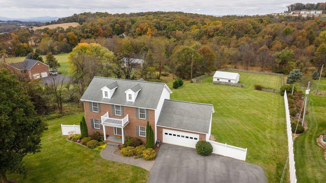 752 BOYERS RD, ROCKINGHAM, Virginia 22801, 3 Bedrooms Bedrooms, ,3 BathroomsBathrooms,Residential,Inviting colonial on 1.42 acres w/ basement and la,752 BOYERS RD,683438 MLS # 683438