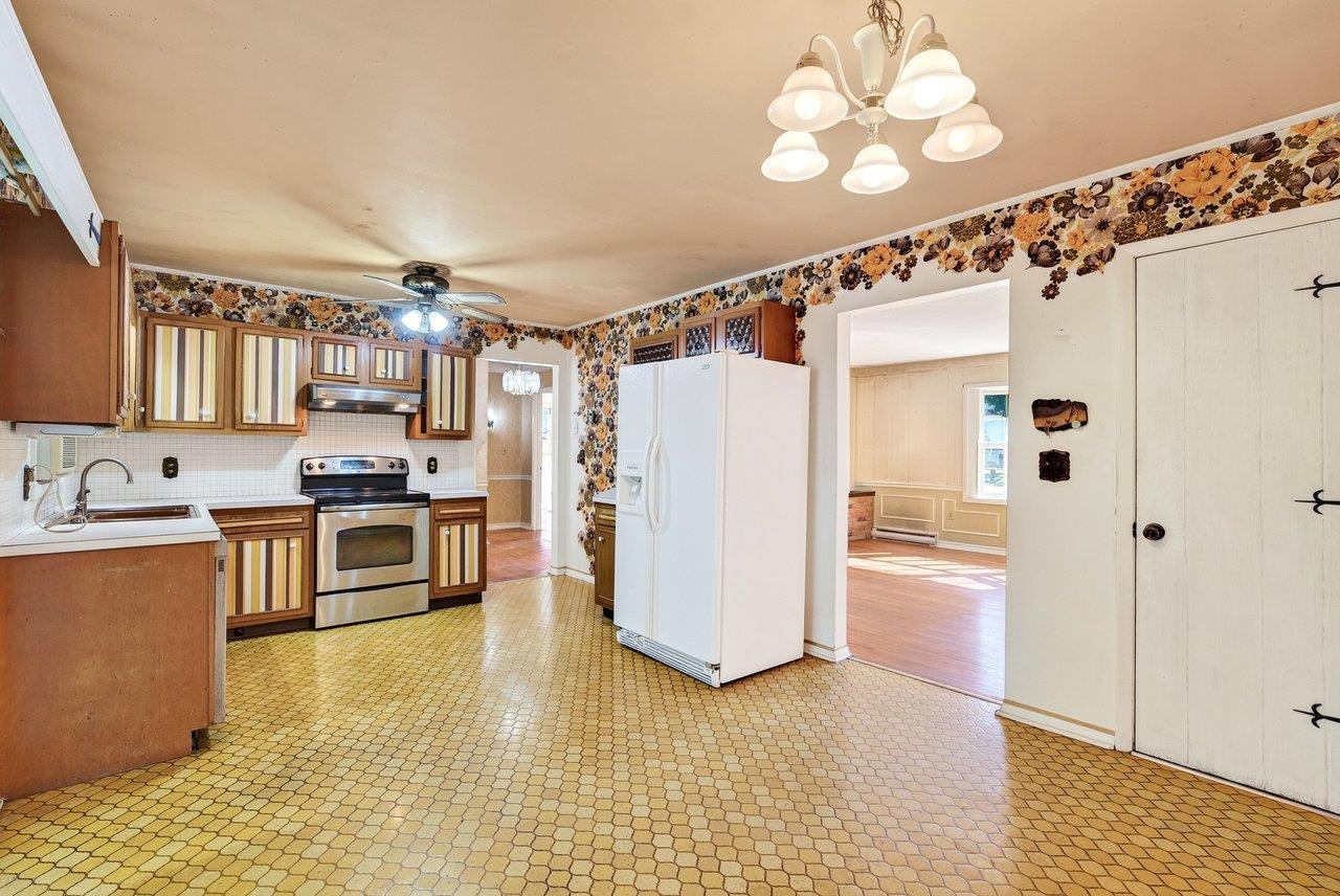 5976 RAWLEY PIKE, ROCKINGHAM, Virginia 22801, 2 Bedrooms Bedrooms, ,2 BathroomsBathrooms,Residential,Affordable solid built home w/ large yard and work,5976 RAWLEY PIKE,683439 MLS # 683439