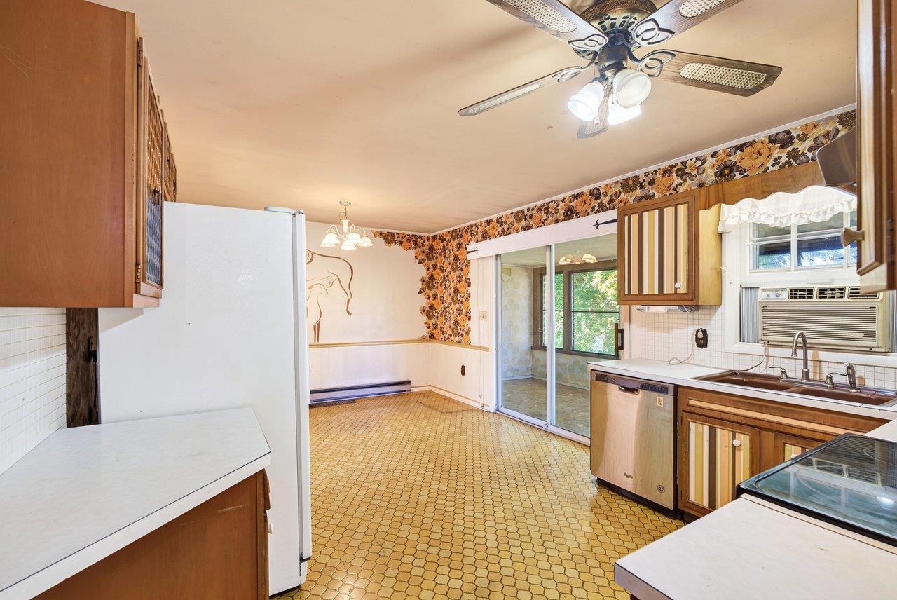 5976 RAWLEY PIKE, ROCKINGHAM, Virginia 22801, 2 Bedrooms Bedrooms, ,2 BathroomsBathrooms,Residential,Affordable solid built home w/ large yard and work,5976 RAWLEY PIKE,683439 MLS # 683439