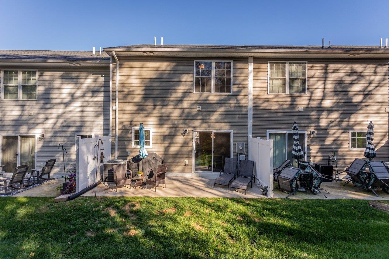 1080 BLUEMOON DR, ROCKINGHAM, Virginia 22801, 3 Bedrooms Bedrooms, ,2 BathroomsBathrooms,Residential,Move-In Ready Townhome w/ Finished Basement & ,1080 BLUEMOON DR,683440 MLS # 683440