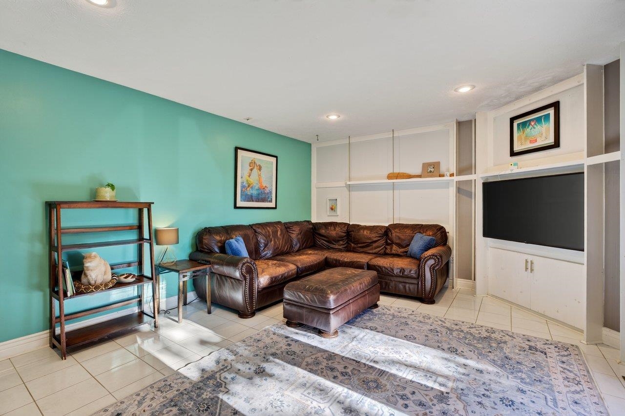 904 BULL RUN, STAUNTON, Virginia 24401, 3 Bedrooms Bedrooms, ,2 BathroomsBathrooms,Residential,Welcoming family home is nice neighborhood,904 BULL RUN,683441 MLS # 683441