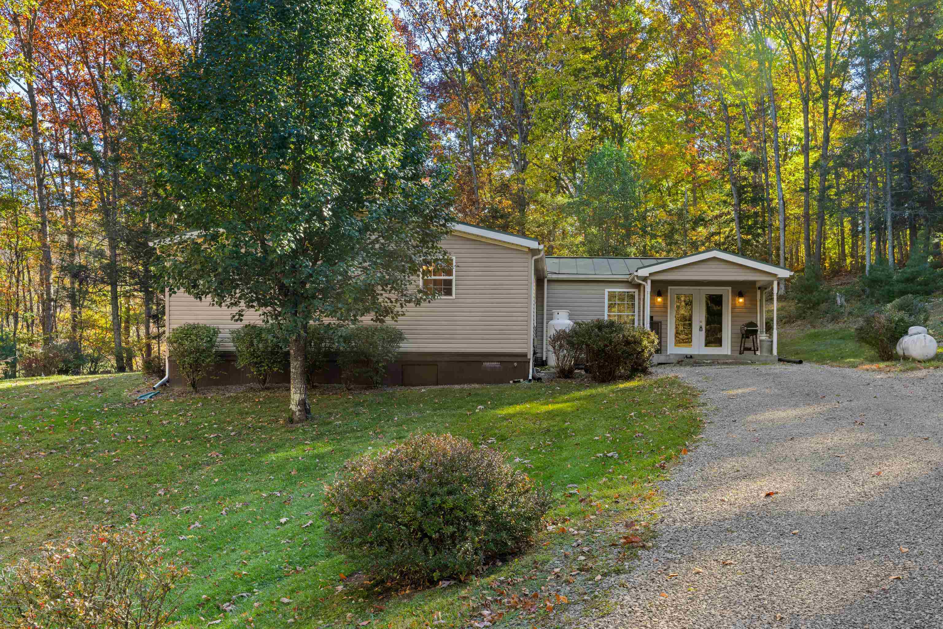 3592 HIGHLAND TPKE, MONTEREY, Virginia 24465, 4 Bedrooms Bedrooms, ,2 BathroomsBathrooms,Residential,3592 HIGHLAND TPKE,683451 MLS # 683451 3592 HIGHLAND TPKE, MONTEREY, Virginia 24465, 4 Bedrooms Bedrooms, ,2 BathroomsBathrooms,Residential,3592 HIGHLAND TPKE,683451 MLS # 683451