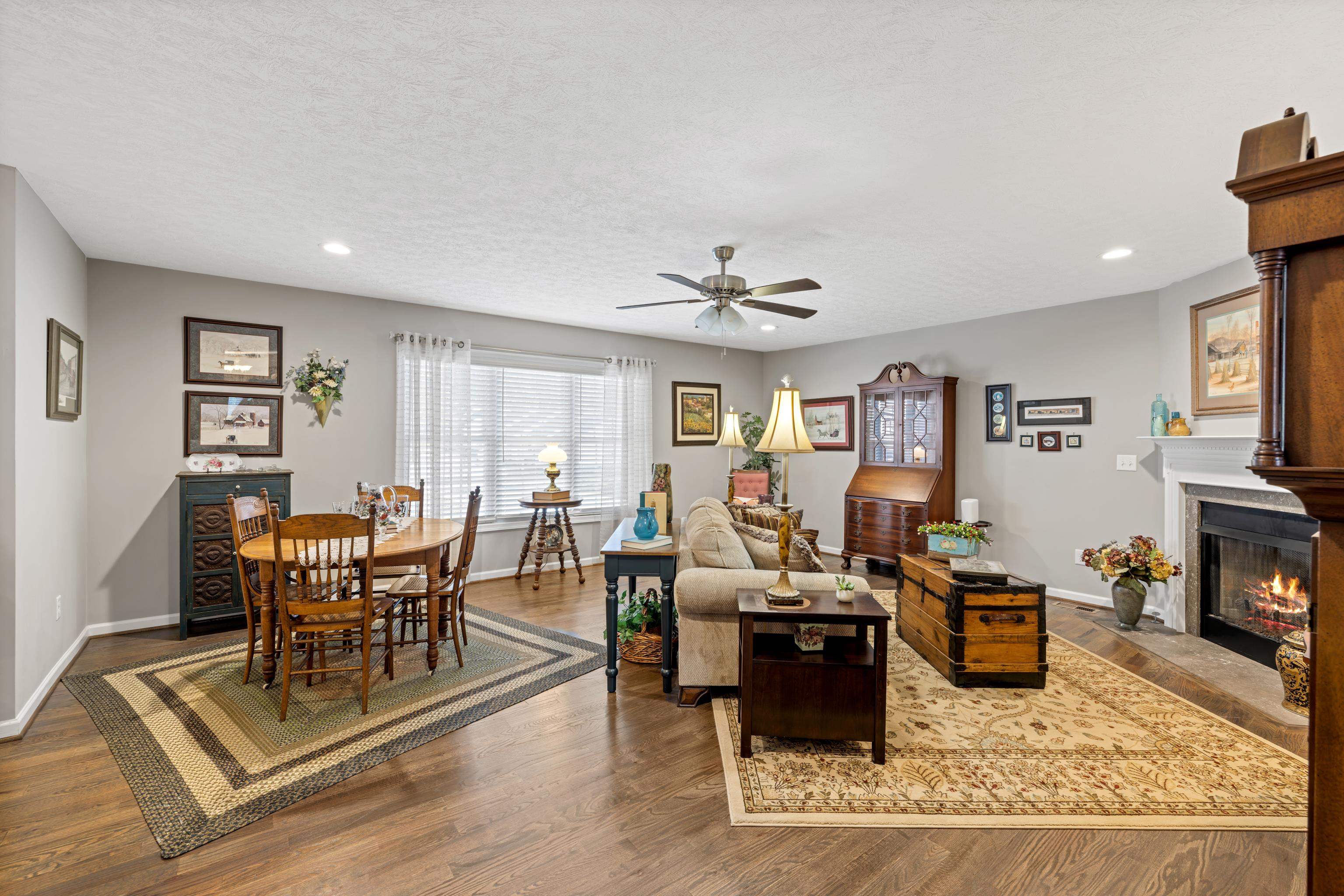 11 COLLINSWOOD WAY, STAUNTON, Virginia 24401, 4 Bedrooms Bedrooms, ,3 BathroomsBathrooms,Residential,11 COLLINSWOOD WAY,683452 MLS # 683452 11 COLLINSWOOD WAY, STAUNTON, Virginia 24401, 4 Bedrooms Bedrooms, ,3 BathroomsBathrooms,Residential,11 COLLINSWOOD WAY,683452 MLS # 683452