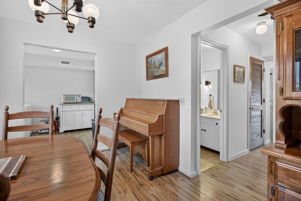 15 VILLAGE SQ, HARRISONBURG, Virginia 22802, 3 Bedrooms Bedrooms, ,1 BathroomBathrooms,Residential,15 VILLAGE SQ,683459 MLS # 683459 15 VILLAGE SQ, HARRISONBURG, Virginia 22802, 3 Bedrooms Bedrooms, ,1 BathroomBathrooms,Residential,15 VILLAGE SQ,683459 MLS # 683459