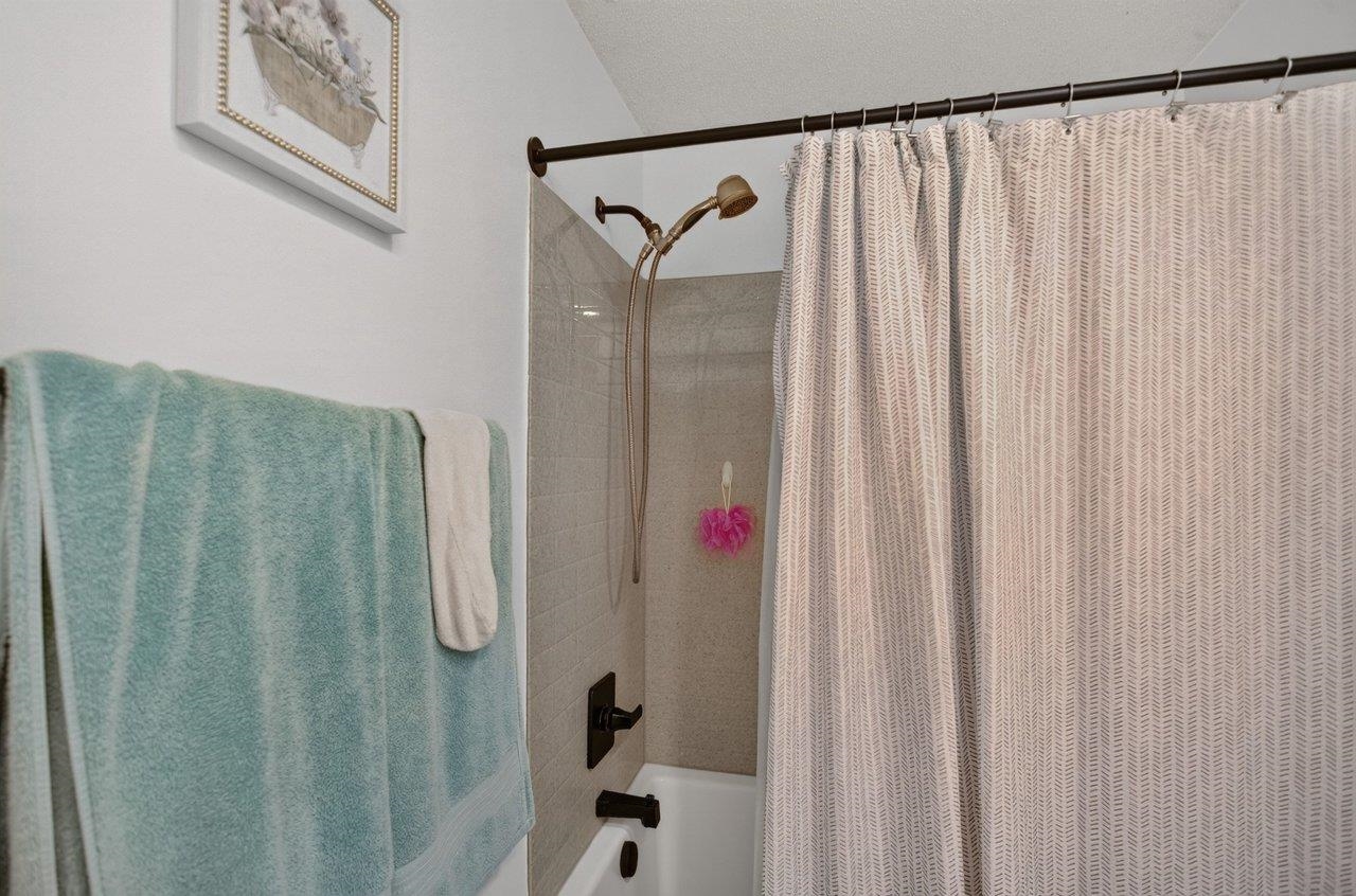 15 VILLAGE SQ, HARRISONBURG, Virginia 22802, 3 Bedrooms Bedrooms, ,1 BathroomBathrooms,Residential,15 VILLAGE SQ,683459 MLS # 683459 15 VILLAGE SQ, HARRISONBURG, Virginia 22802, 3 Bedrooms Bedrooms, ,1 BathroomBathrooms,Residential,15 VILLAGE SQ,683459 MLS # 683459