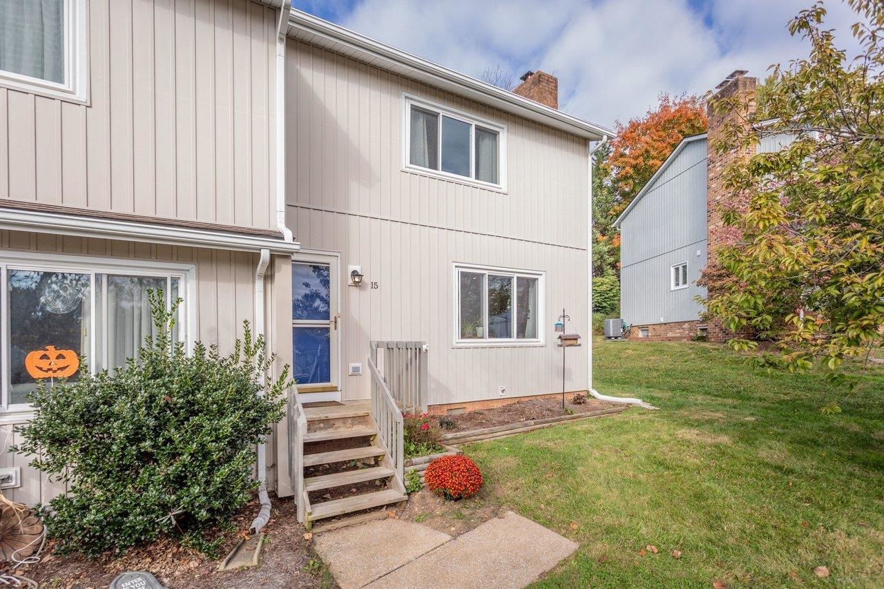 15 VILLAGE SQ, HARRISONBURG, Virginia 22802, 3 Bedrooms Bedrooms, ,1 BathroomBathrooms,Residential,15 VILLAGE SQ,683459 MLS # 683459 15 VILLAGE SQ, HARRISONBURG, Virginia 22802, 3 Bedrooms Bedrooms, ,1 BathroomBathrooms,Residential,15 VILLAGE SQ,683459 MLS # 683459