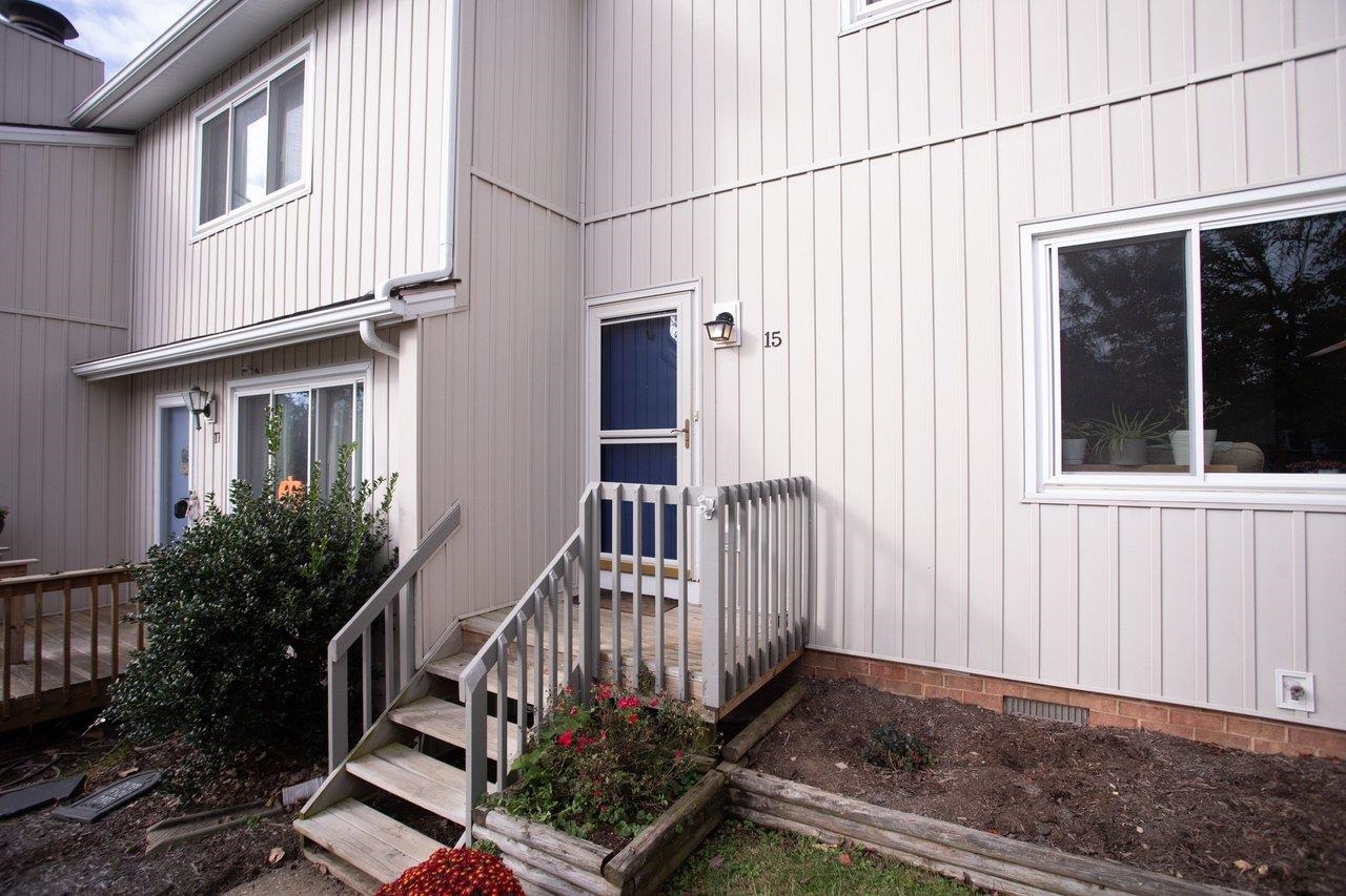 15 VILLAGE SQ, HARRISONBURG, Virginia 22802, 3 Bedrooms Bedrooms, ,1 BathroomBathrooms,Residential,15 VILLAGE SQ,683459 MLS # 683459 15 VILLAGE SQ, HARRISONBURG, Virginia 22802, 3 Bedrooms Bedrooms, ,1 BathroomBathrooms,Residential,15 VILLAGE SQ,683459 MLS # 683459