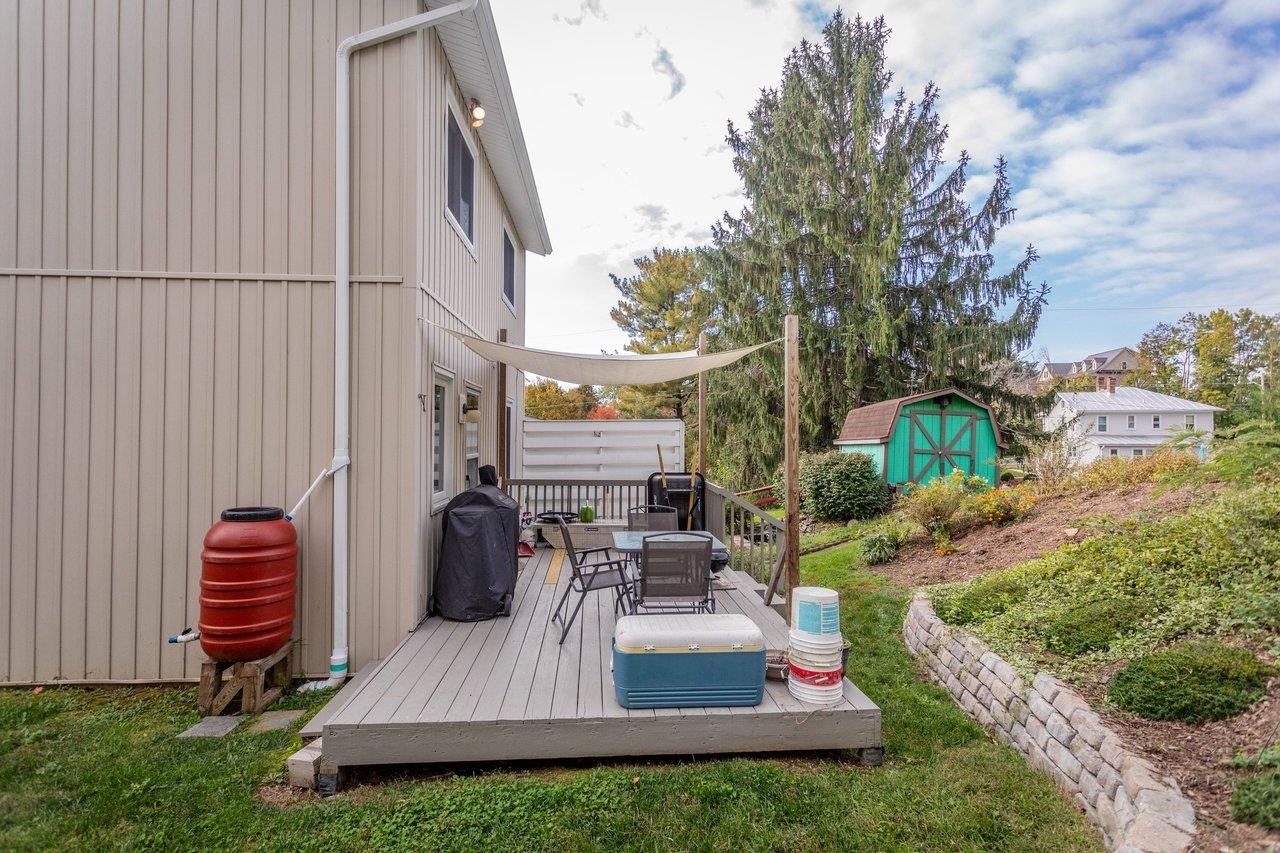 15 VILLAGE SQ, HARRISONBURG, Virginia 22802, 3 Bedrooms Bedrooms, ,1 BathroomBathrooms,Residential,15 VILLAGE SQ,683459 MLS # 683459 15 VILLAGE SQ, HARRISONBURG, Virginia 22802, 3 Bedrooms Bedrooms, ,1 BathroomBathrooms,Residential,15 VILLAGE SQ,683459 MLS # 683459