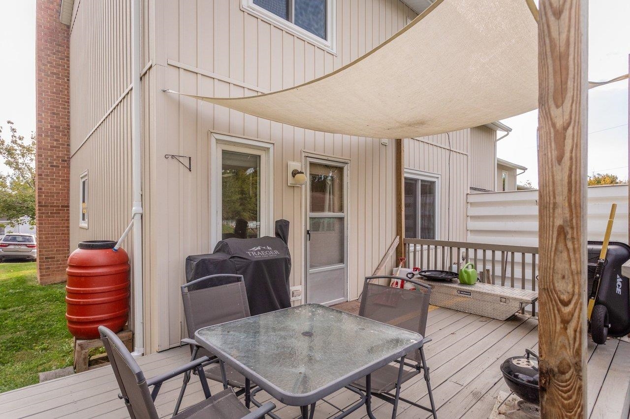 15 VILLAGE SQ, HARRISONBURG, Virginia 22802, 3 Bedrooms Bedrooms, ,1 BathroomBathrooms,Residential,15 VILLAGE SQ,683459 MLS # 683459 15 VILLAGE SQ, HARRISONBURG, Virginia 22802, 3 Bedrooms Bedrooms, ,1 BathroomBathrooms,Residential,15 VILLAGE SQ,683459 MLS # 683459