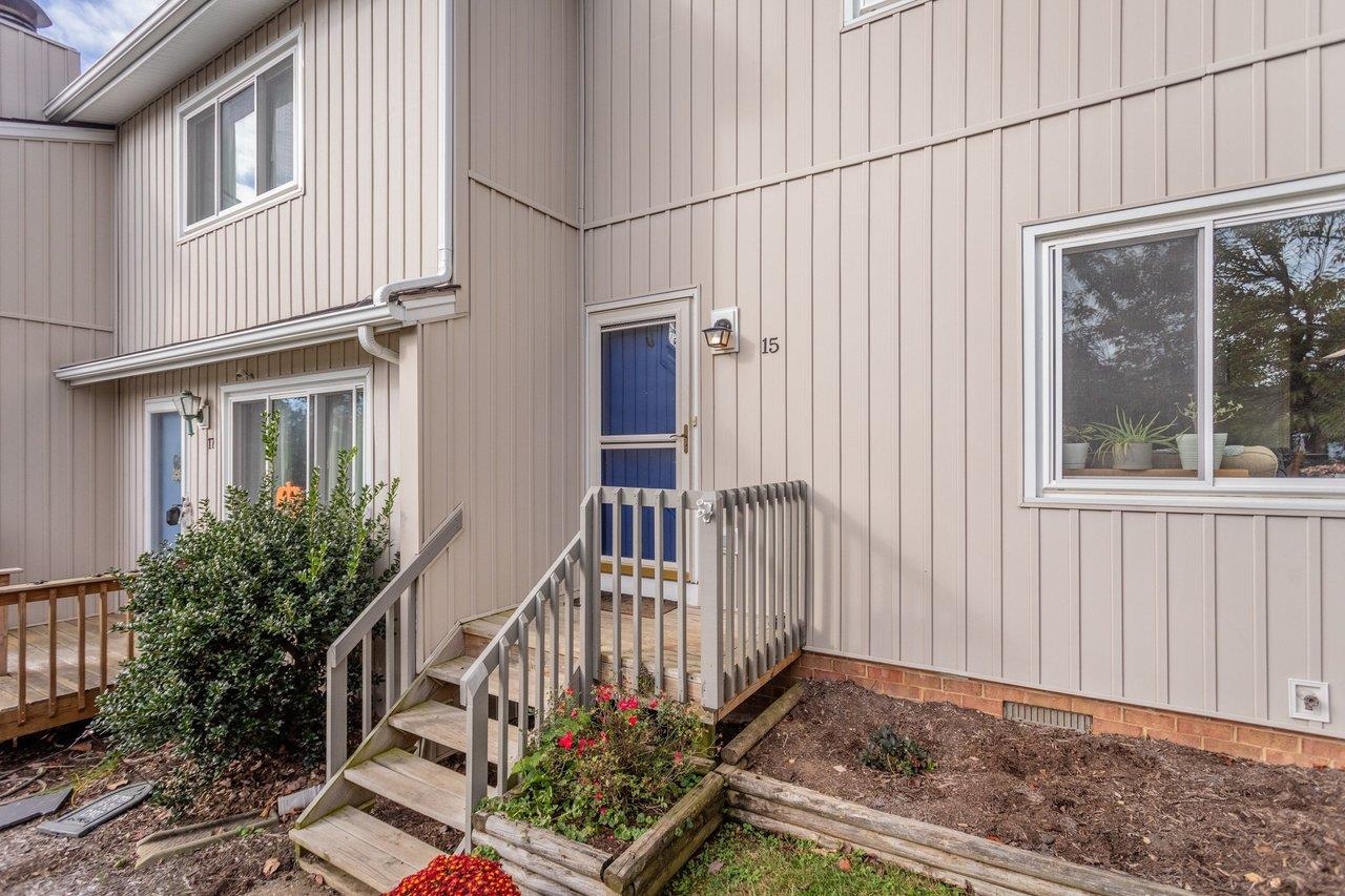 15 VILLAGE SQ, HARRISONBURG, Virginia 22802, 3 Bedrooms Bedrooms, ,1 BathroomBathrooms,Residential,15 VILLAGE SQ,683459 MLS # 683459 15 VILLAGE SQ, HARRISONBURG, Virginia 22802, 3 Bedrooms Bedrooms, ,1 BathroomBathrooms,Residential,15 VILLAGE SQ,683459 MLS # 683459