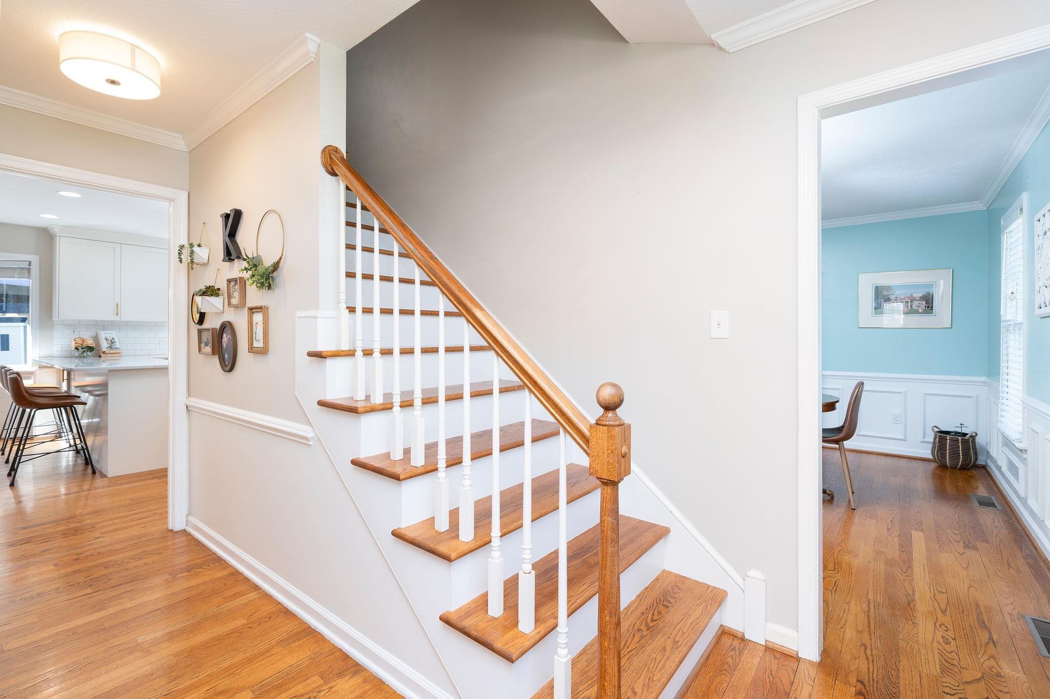 133 HUNTINGTON PL, WAYNESBORO, Virginia 22980, 4 Bedrooms Bedrooms, ,3 BathroomsBathrooms,Residential,Modern Colonial,133 HUNTINGTON PL,683460 MLS # 683460