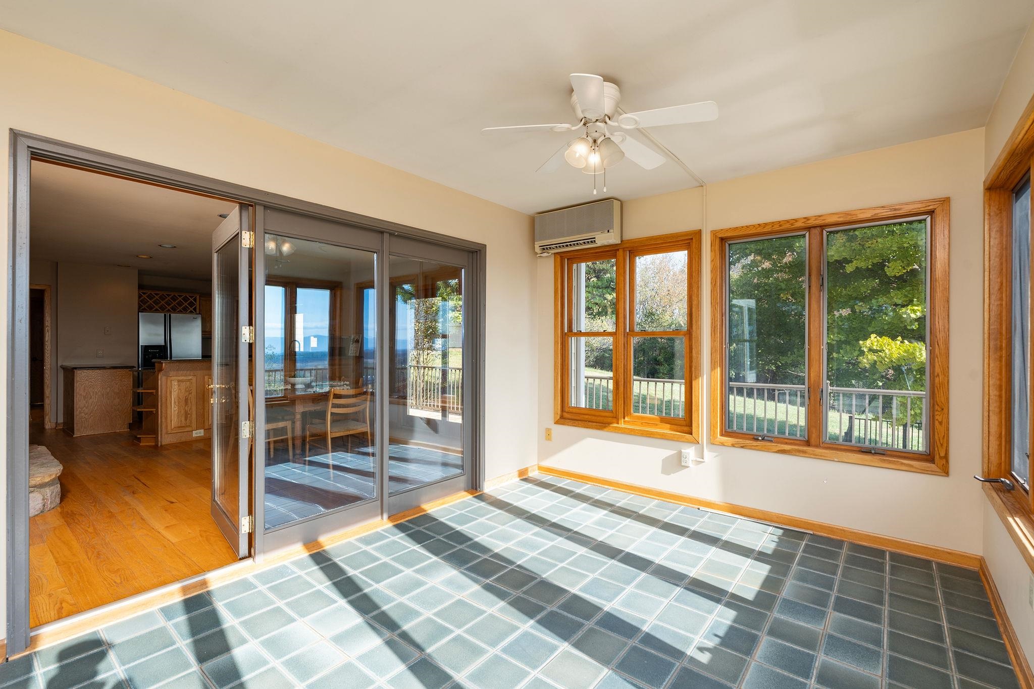 4645 PLEASANT VALLEY RD, ROCKINGHAM, Virginia 22801, 5 Bedrooms Bedrooms, ,3 BathroomsBathrooms,Residential,4645 PLEASANT VALLEY RD,683463 MLS # 683463