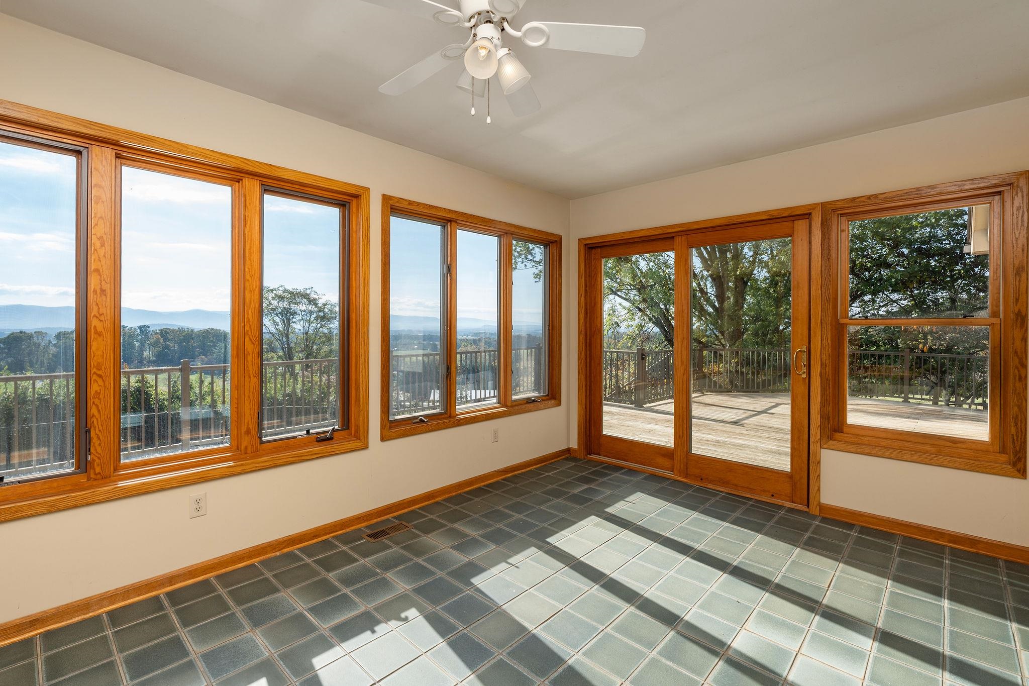 4645 PLEASANT VALLEY RD, ROCKINGHAM, Virginia 22801, 5 Bedrooms Bedrooms, ,3 BathroomsBathrooms,Residential,4645 PLEASANT VALLEY RD,683463 MLS # 683463