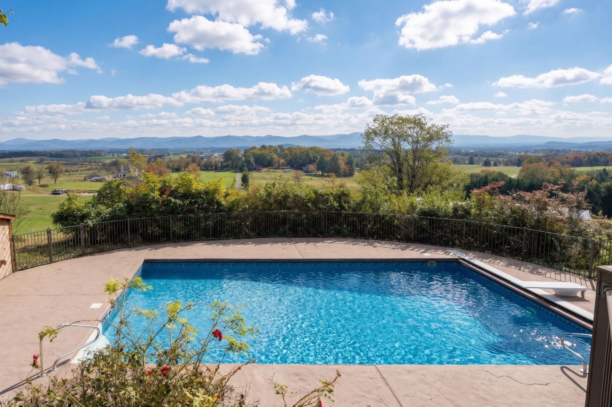 4645 PLEASANT VALLEY RD, ROCKINGHAM, Virginia 22801, 5 Bedrooms Bedrooms, ,3 BathroomsBathrooms,Residential,4645 PLEASANT VALLEY RD,683463 MLS # 683463