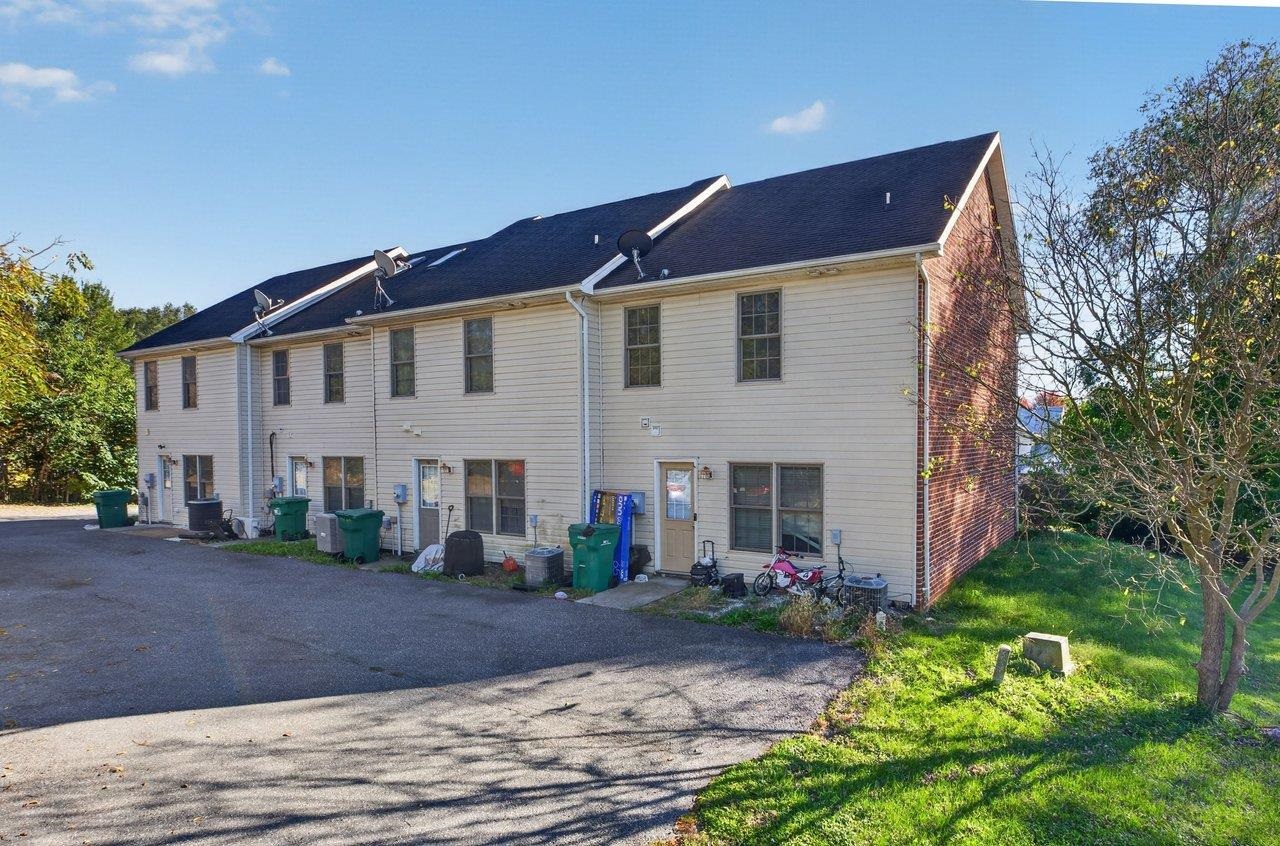 139 JACKSON ST, BROADWAY, Virginia 22815, 2 Bedrooms Bedrooms, ,2 BathroomsBathrooms,Residential,139 JACKSON ST,683464 MLS # 683464 139 JACKSON ST, BROADWAY, Virginia 22815, 2 Bedrooms Bedrooms, ,2 BathroomsBathrooms,Residential,139 JACKSON ST,683464 MLS # 683464