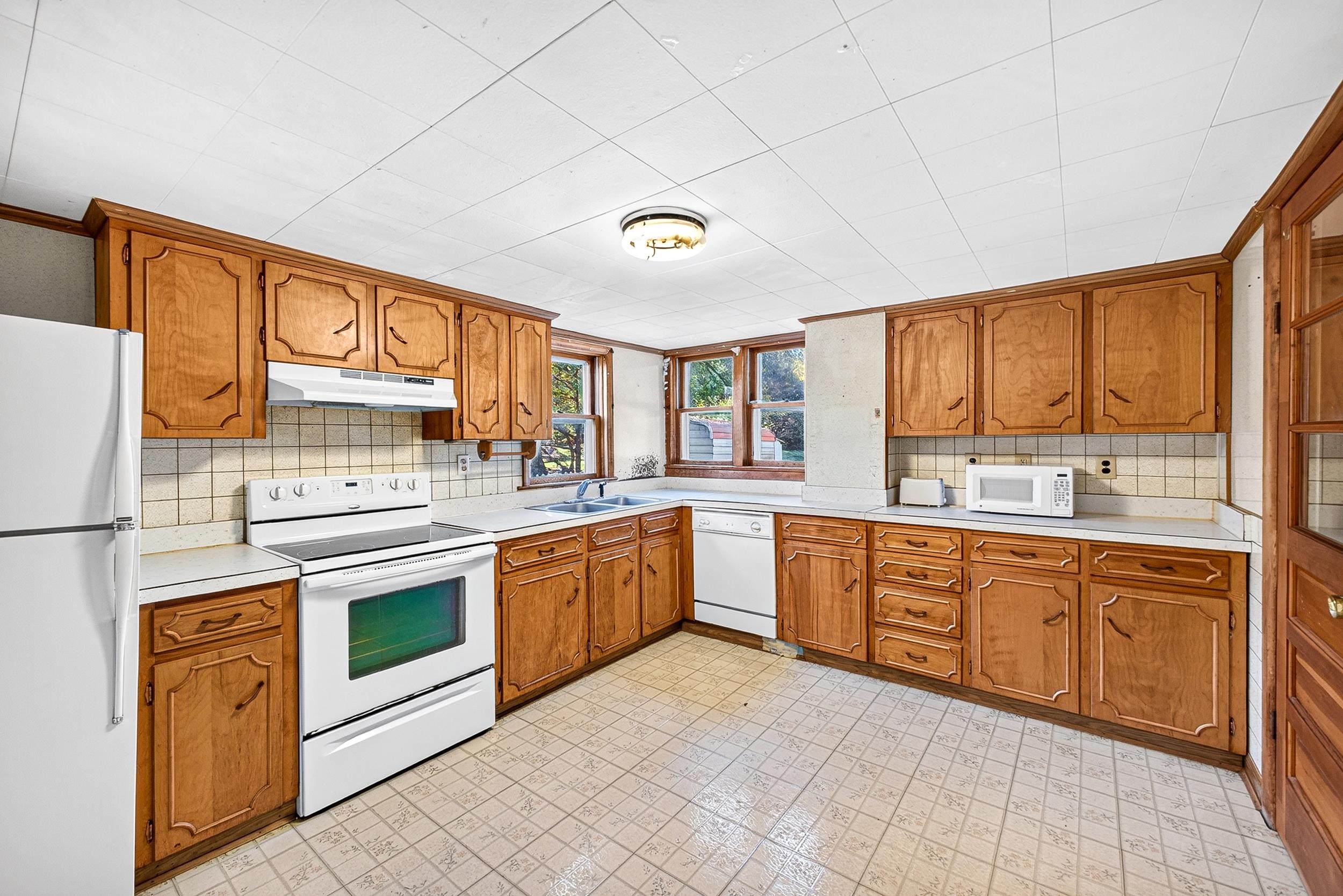 412 RINACA LN, SHENANDOAH, Virginia 22849, 4 Bedrooms Bedrooms, ,2 BathroomsBathrooms,Residential,412 RINACA LN,683468 MLS # 683468 412 RINACA LN, SHENANDOAH, Virginia 22849, 4 Bedrooms Bedrooms, ,2 BathroomsBathrooms,Residential,412 RINACA LN,683468 MLS # 683468