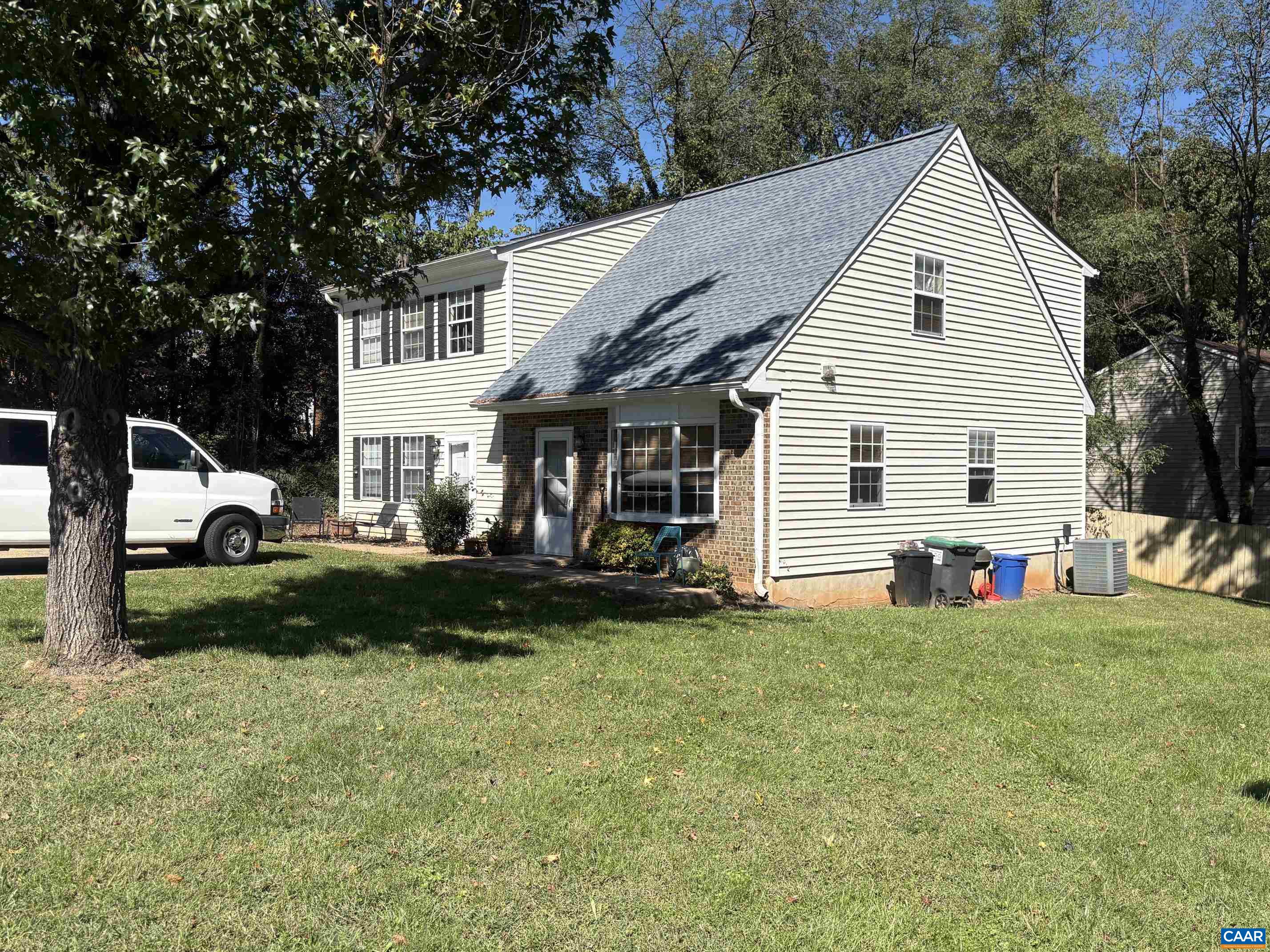 407 HARRIS RD, CHARLOTTESVILLE, Virginia 22903, ,Residential,407 HARRIS RD,683471 MLS # 683471 407 HARRIS RD, CHARLOTTESVILLE, Virginia 22903, ,Residential,407 HARRIS RD,683471 MLS # 683471