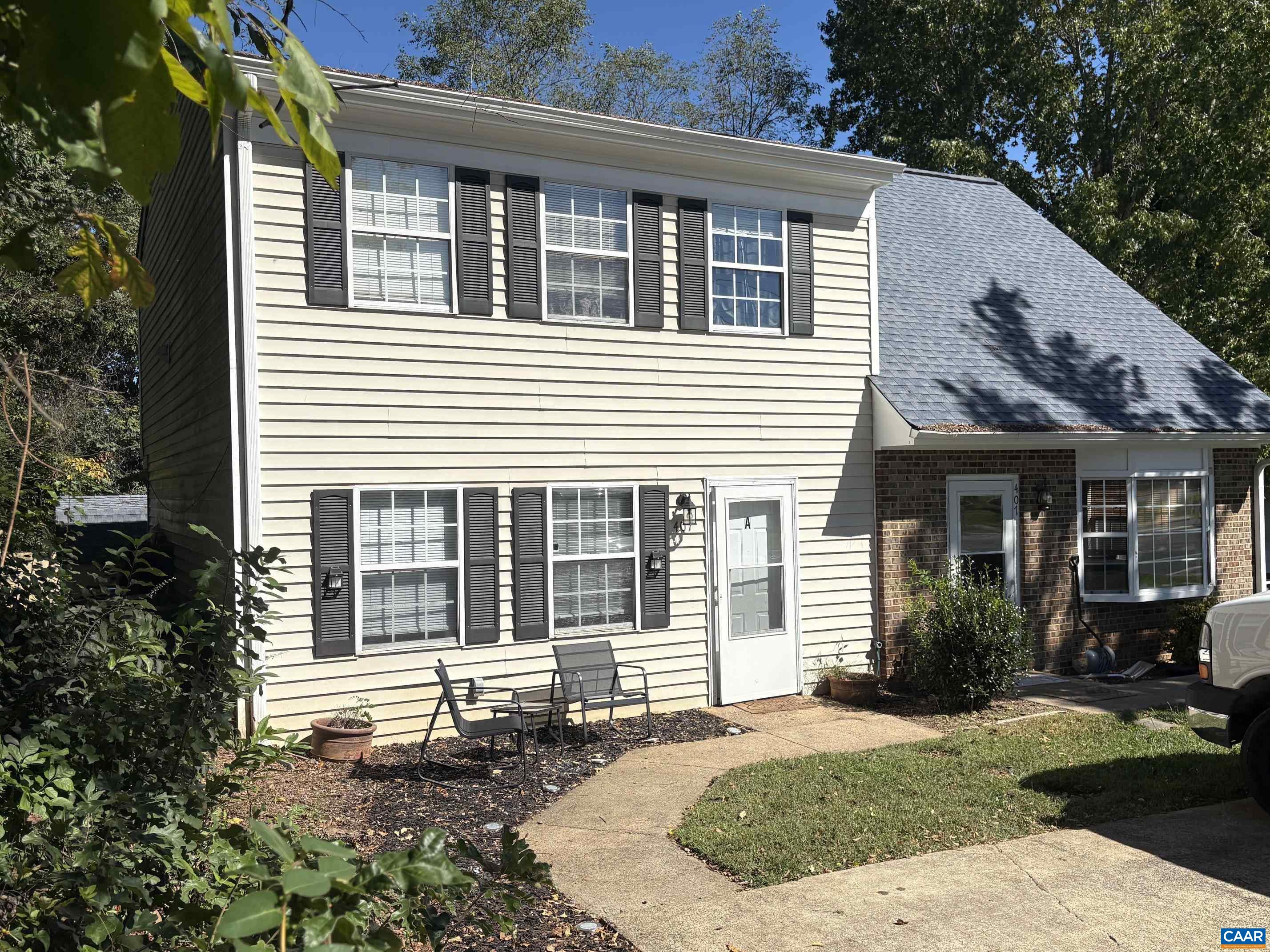 407 HARRIS RD, CHARLOTTESVILLE, Virginia 22903, ,Residential,407 HARRIS RD,683471 MLS # 683471 407 HARRIS RD, CHARLOTTESVILLE, Virginia 22903, ,Residential,407 HARRIS RD,683471 MLS # 683471