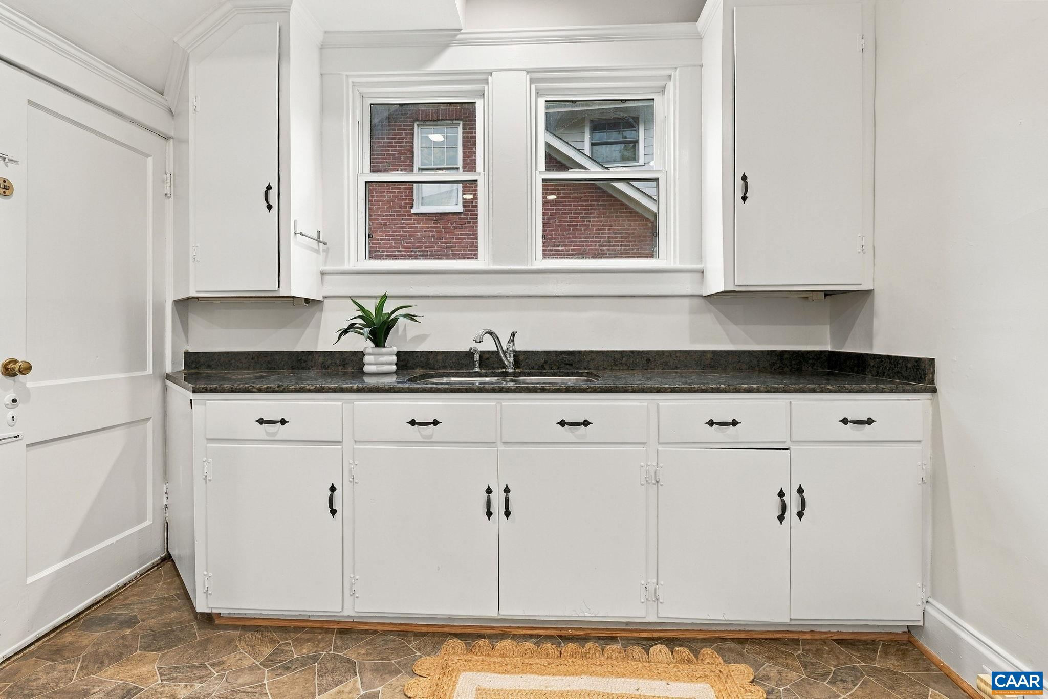 2706 JEFFERSON PARK AVE, CHARLOTTESVILLE, Virginia 22903, 3 Bedrooms Bedrooms, ,1 BathroomBathrooms,Residential,2706 JEFFERSON PARK AVE,683304 MLS # 683304 2706 JEFFERSON PARK AVE, CHARLOTTESVILLE, Virginia 22903, 3 Bedrooms Bedrooms, ,1 BathroomBathrooms,Residential,2706 JEFFERSON PARK AVE,683304 MLS # 683304