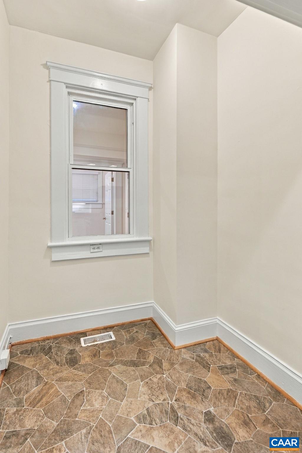 2706 JEFFERSON PARK AVE, CHARLOTTESVILLE, Virginia 22903, 3 Bedrooms Bedrooms, ,1 BathroomBathrooms,Residential,2706 JEFFERSON PARK AVE,683304 MLS # 683304 2706 JEFFERSON PARK AVE, CHARLOTTESVILLE, Virginia 22903, 3 Bedrooms Bedrooms, ,1 BathroomBathrooms,Residential,2706 JEFFERSON PARK AVE,683304 MLS # 683304