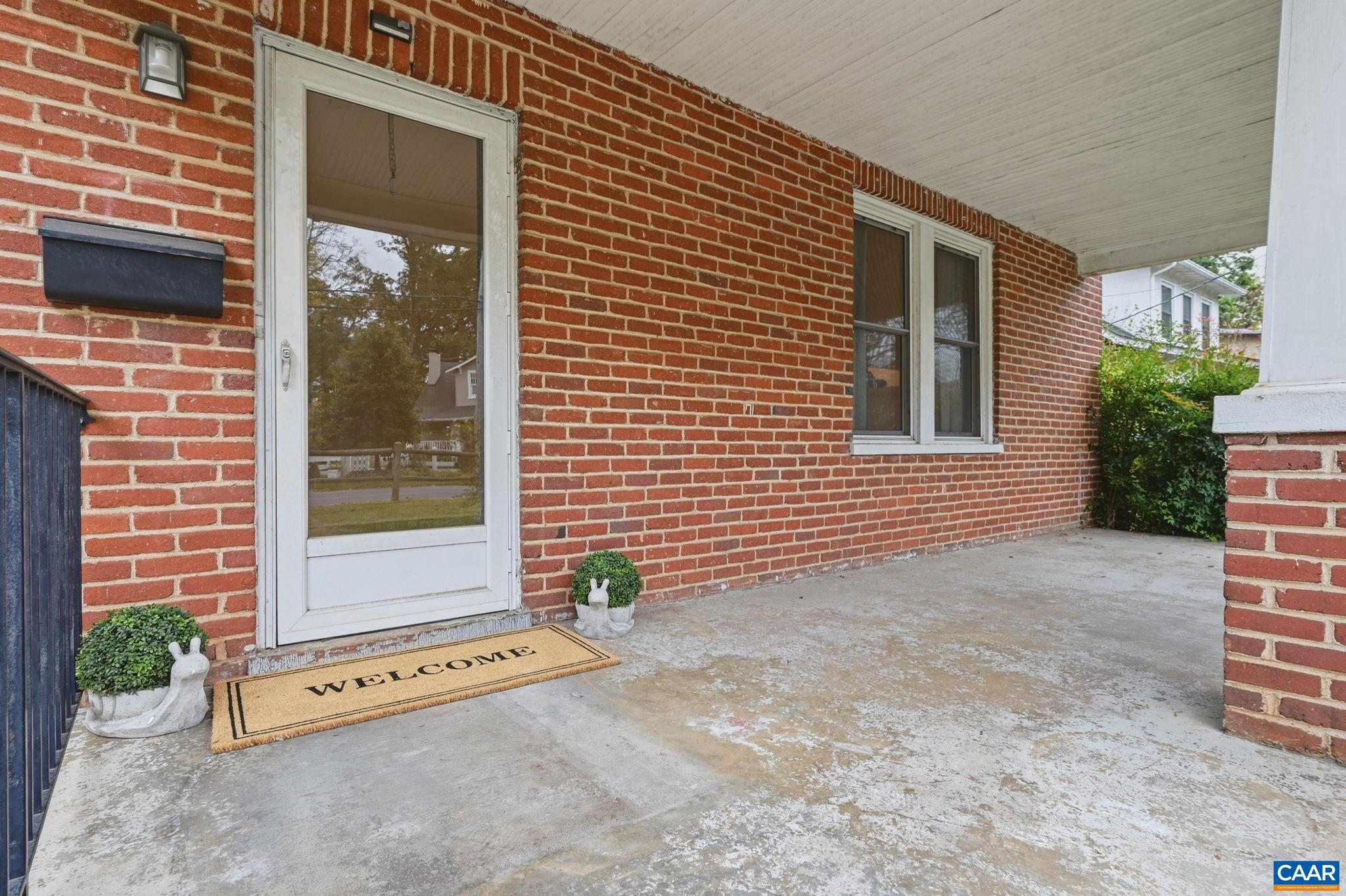 2706 JEFFERSON PARK AVE, CHARLOTTESVILLE, Virginia 22903, 3 Bedrooms Bedrooms, ,1 BathroomBathrooms,Residential,2706 JEFFERSON PARK AVE,683304 MLS # 683304 2706 JEFFERSON PARK AVE, CHARLOTTESVILLE, Virginia 22903, 3 Bedrooms Bedrooms, ,1 BathroomBathrooms,Residential,2706 JEFFERSON PARK AVE,683304 MLS # 683304