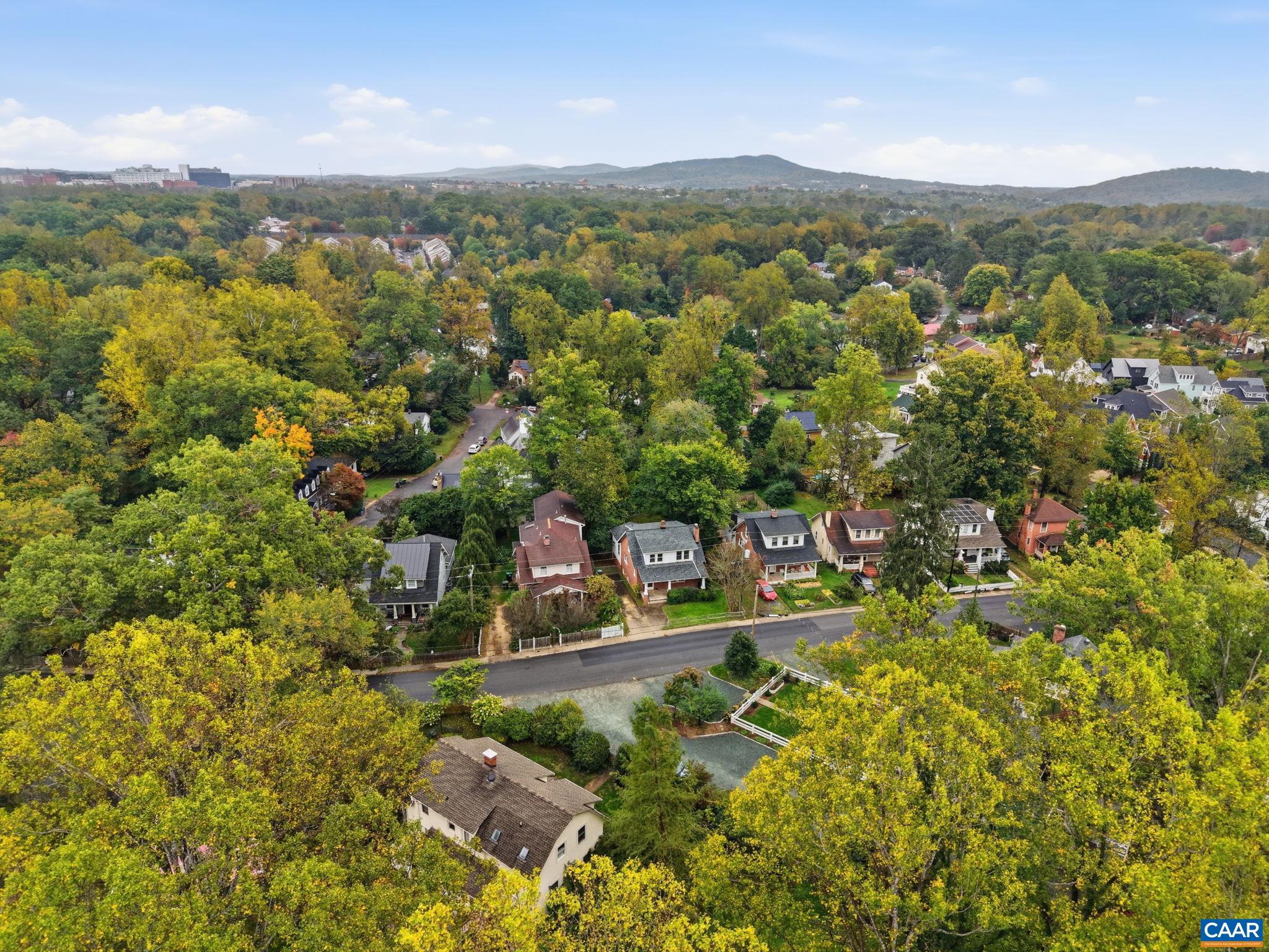 2706 JEFFERSON PARK AVE, CHARLOTTESVILLE, Virginia 22903, 3 Bedrooms Bedrooms, ,1 BathroomBathrooms,Residential,2706 JEFFERSON PARK AVE,683304 MLS # 683304 2706 JEFFERSON PARK AVE, CHARLOTTESVILLE, Virginia 22903, 3 Bedrooms Bedrooms, ,1 BathroomBathrooms,Residential,2706 JEFFERSON PARK AVE,683304 MLS # 683304
