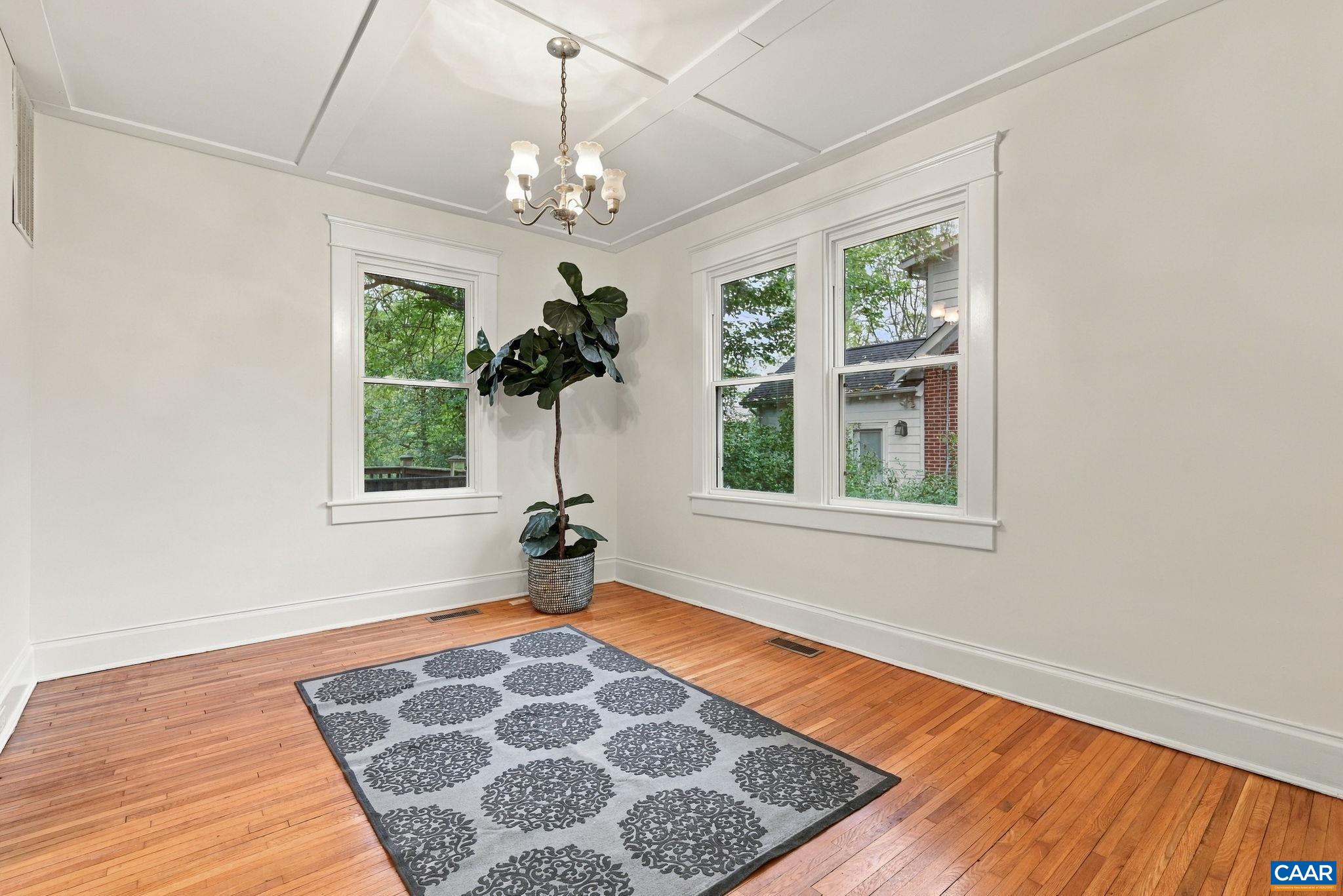 2706 JEFFERSON PARK AVE, CHARLOTTESVILLE, Virginia 22903, 3 Bedrooms Bedrooms, ,1 BathroomBathrooms,Residential,2706 JEFFERSON PARK AVE,683304 MLS # 683304 2706 JEFFERSON PARK AVE, CHARLOTTESVILLE, Virginia 22903, 3 Bedrooms Bedrooms, ,1 BathroomBathrooms,Residential,2706 JEFFERSON PARK AVE,683304 MLS # 683304