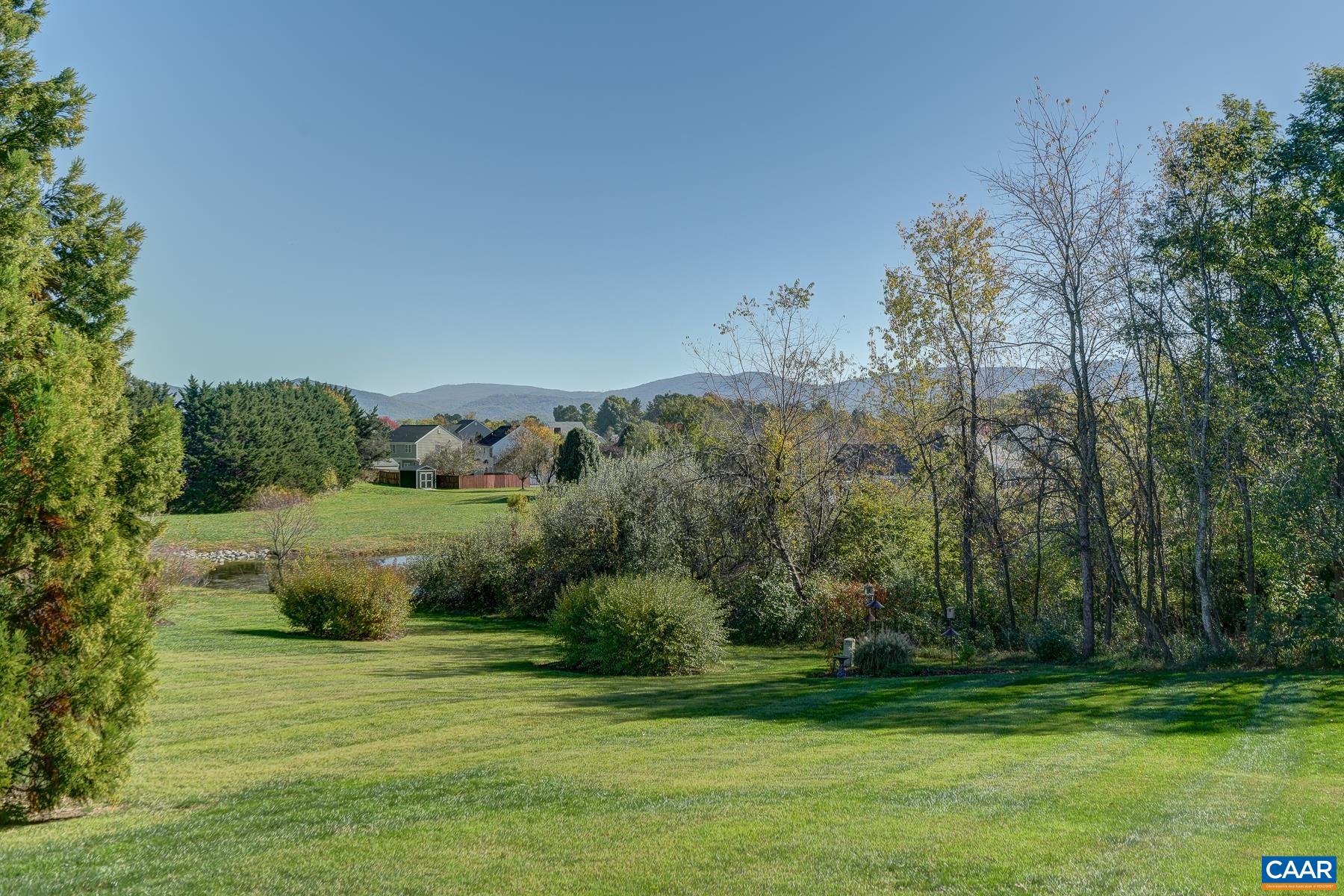 Amazing views of the mountains and pond. Amazing views of the mountains and pond.