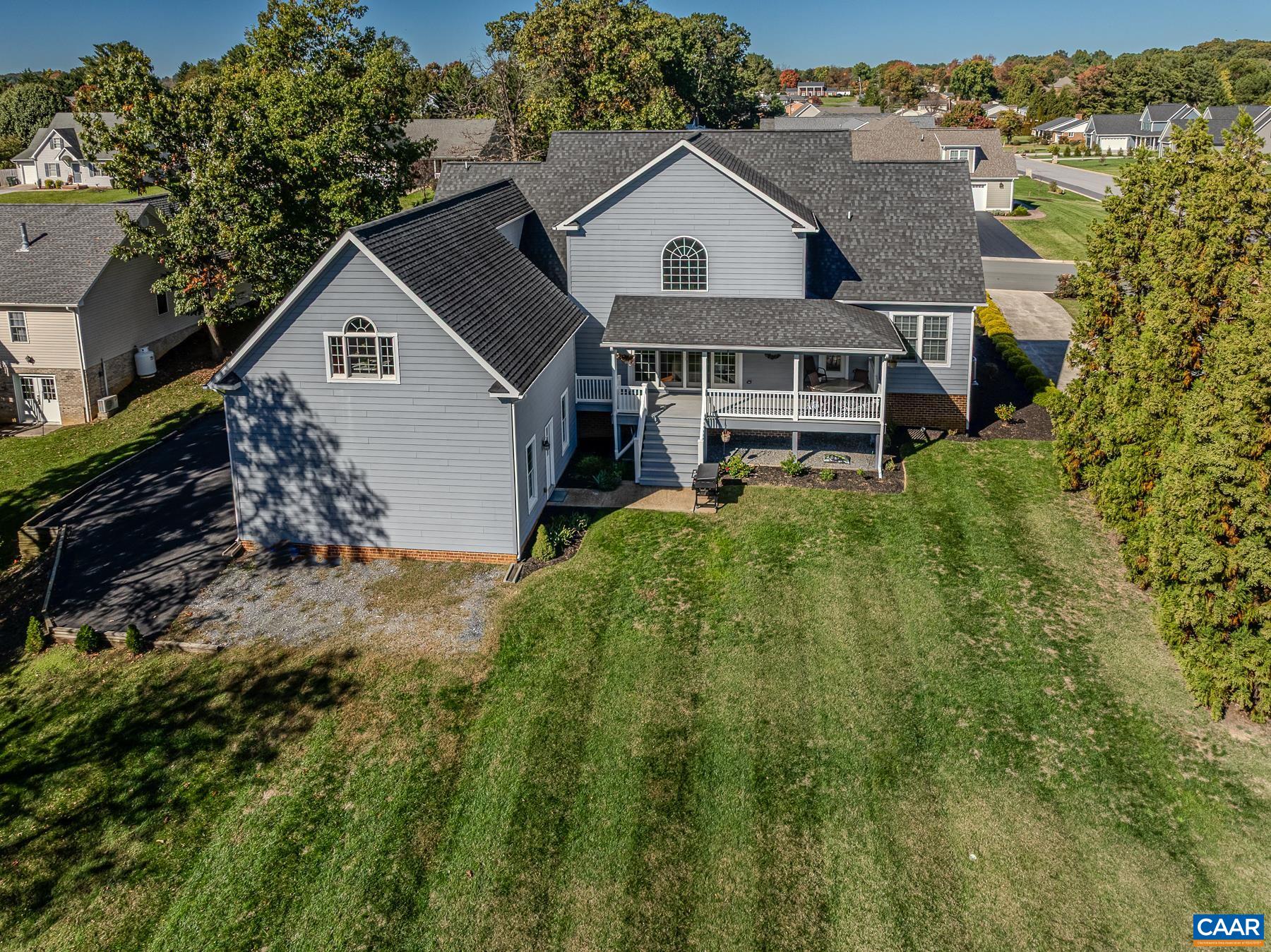 Flat back yard. Flat back yard.