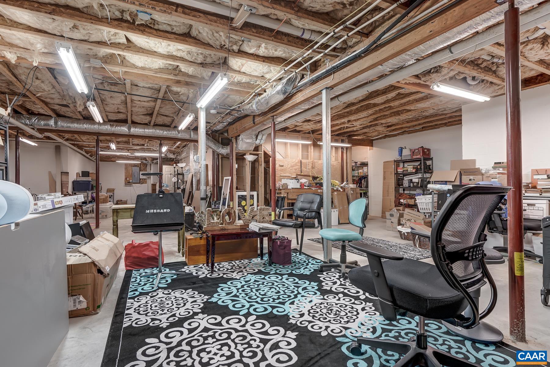 Full unfinished basement offers amazing expansion opportunities. Create a home gym, rec room and more! Full unfinished basement offers amazing expansion opportunities. Create a home gym, rec room and more!