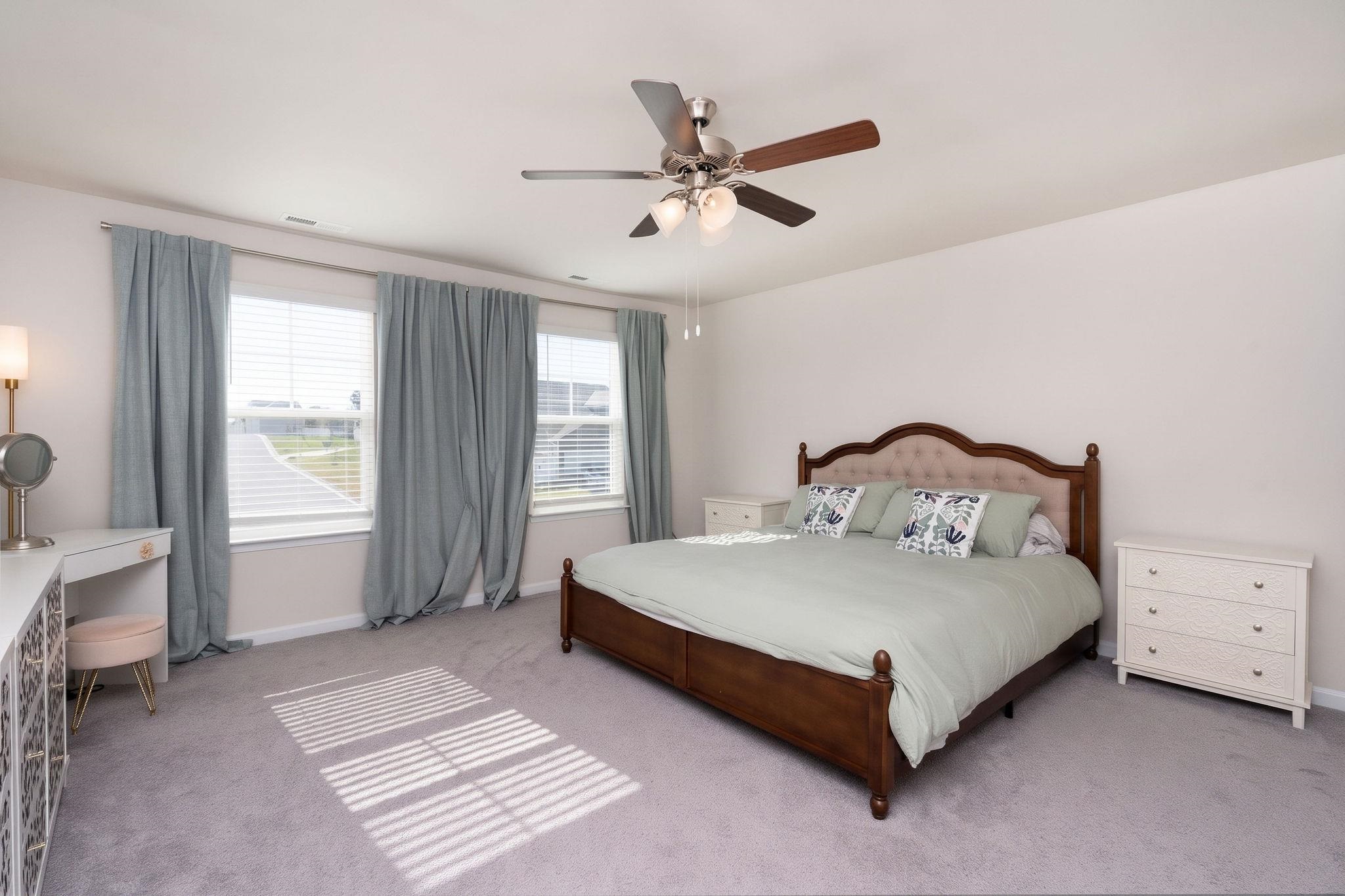 421 STONEWALL JACKSON BLVD, STAUNTON, Virginia 24401, 4 Bedrooms Bedrooms, ,2 BathroomsBathrooms,Residential,421 STONEWALL JACKSON BLVD,683469 MLS # 683469 421 STONEWALL JACKSON BLVD, STAUNTON, Virginia 24401, 4 Bedrooms Bedrooms, ,2 BathroomsBathrooms,Residential,421 STONEWALL JACKSON BLVD,683469 MLS # 683469