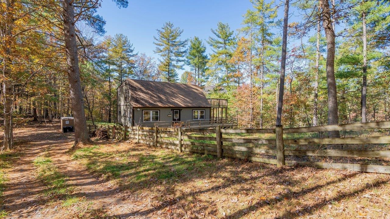 17853 SUNDANCE FOREST RD, BROADWAY, Virginia 22815, 3 Bedrooms Bedrooms, ,2 BathroomsBathrooms,Residential,17853 SUNDANCE FOREST RD,683472 MLS # 683472 17853 SUNDANCE FOREST RD, BROADWAY, Virginia 22815, 3 Bedrooms Bedrooms, ,2 BathroomsBathrooms,Residential,17853 SUNDANCE FOREST RD,683472 MLS # 683472
