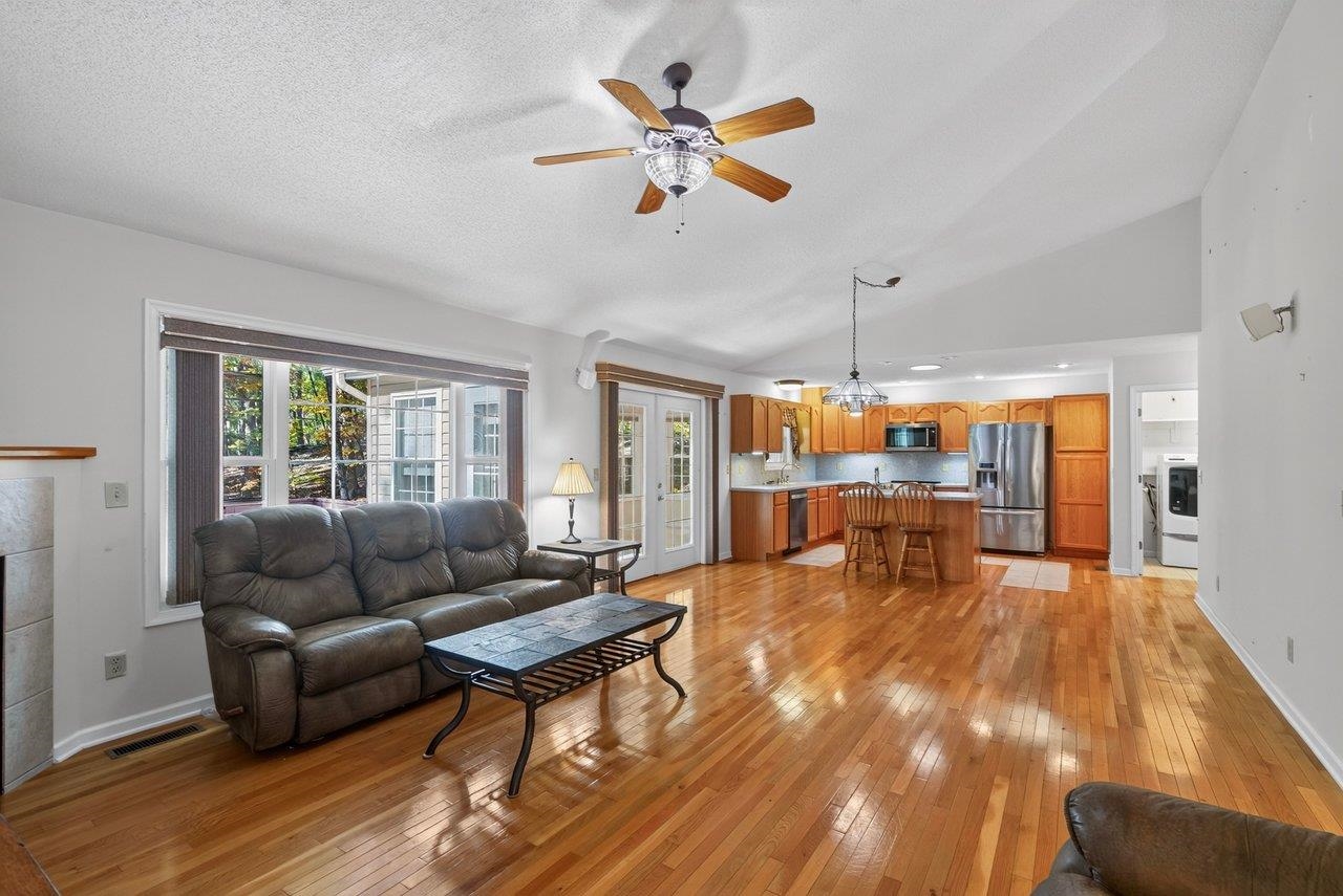 149 PLEASANT LN, MCGAHEYSVILLE, Virginia 22840, 5 Bedrooms Bedrooms, ,3 BathroomsBathrooms,Residential,149 PLEASANT LN,683482 MLS # 683482 149 PLEASANT LN, MCGAHEYSVILLE, Virginia 22840, 5 Bedrooms Bedrooms, ,3 BathroomsBathrooms,Residential,149 PLEASANT LN,683482 MLS # 683482