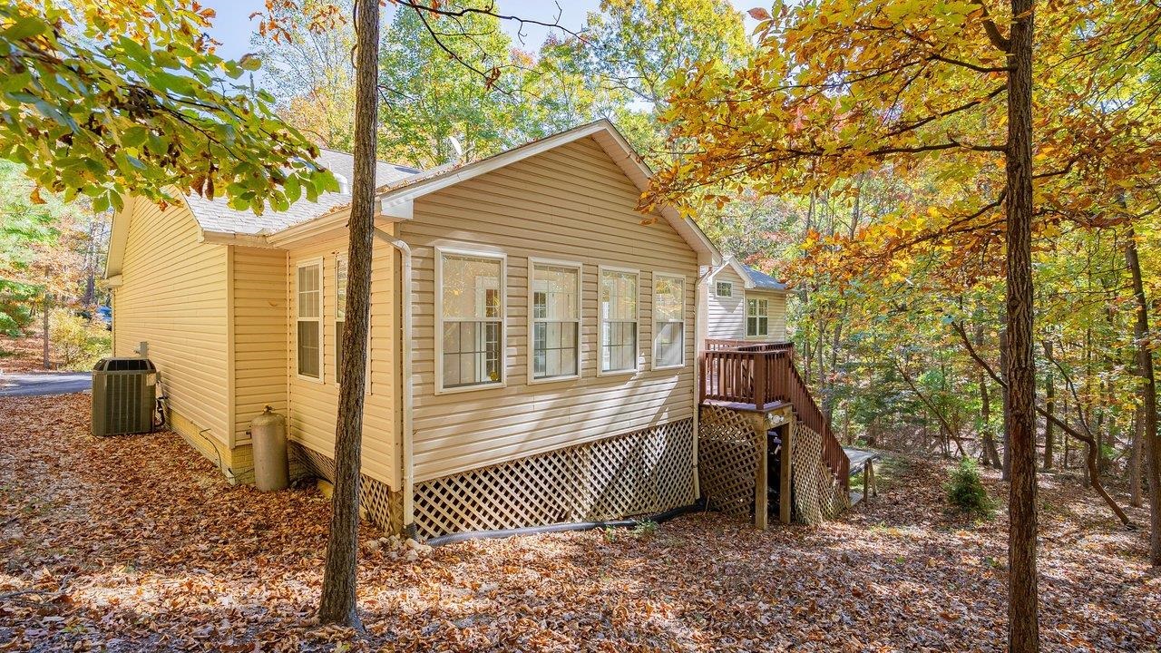 149 PLEASANT LN, MCGAHEYSVILLE, Virginia 22840, 5 Bedrooms Bedrooms, ,3 BathroomsBathrooms,Residential,149 PLEASANT LN,683482 MLS # 683482 149 PLEASANT LN, MCGAHEYSVILLE, Virginia 22840, 5 Bedrooms Bedrooms, ,3 BathroomsBathrooms,Residential,149 PLEASANT LN,683482 MLS # 683482