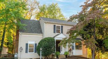 113 LANDIN CIR, CHARLOTTESVILLE, Virginia 22902, 4 Bedrooms Bedrooms, ,2 BathroomsBathrooms,Residential,Willoughby Colonial Home on Quiet Cul-de-sac,113 LANDIN CIR,683456 MLS # 683456