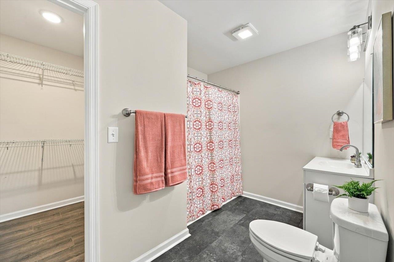 216 THOMPSON ST, STAUNTON, Virginia 24401, 3 Bedrooms Bedrooms, ,2 BathroomsBathrooms,Residential,216 THOMPSON ST,683497 MLS # 683497
