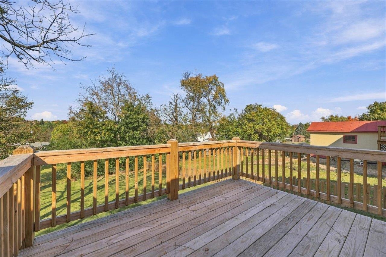 216 THOMPSON ST, STAUNTON, Virginia 24401, 3 Bedrooms Bedrooms, ,2 BathroomsBathrooms,Residential,216 THOMPSON ST,683497 MLS # 683497