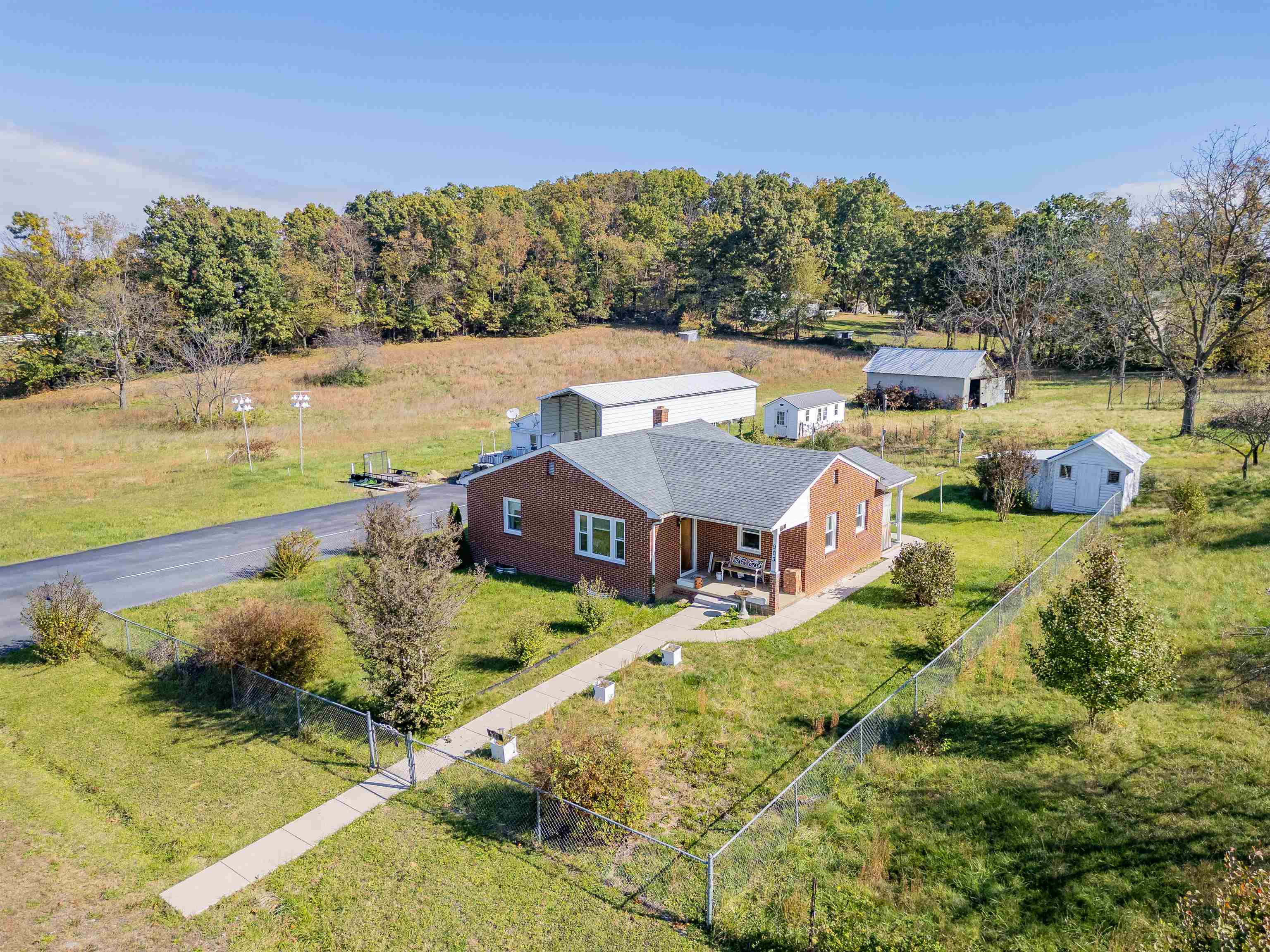 903 ENTRY SCHOOL RD, FISHERSVILLE, Virginia 22939, 2 Bedrooms Bedrooms, ,1 BathroomBathrooms,Residential,903 ENTRY SCHOOL RD,683498 MLS # 683498