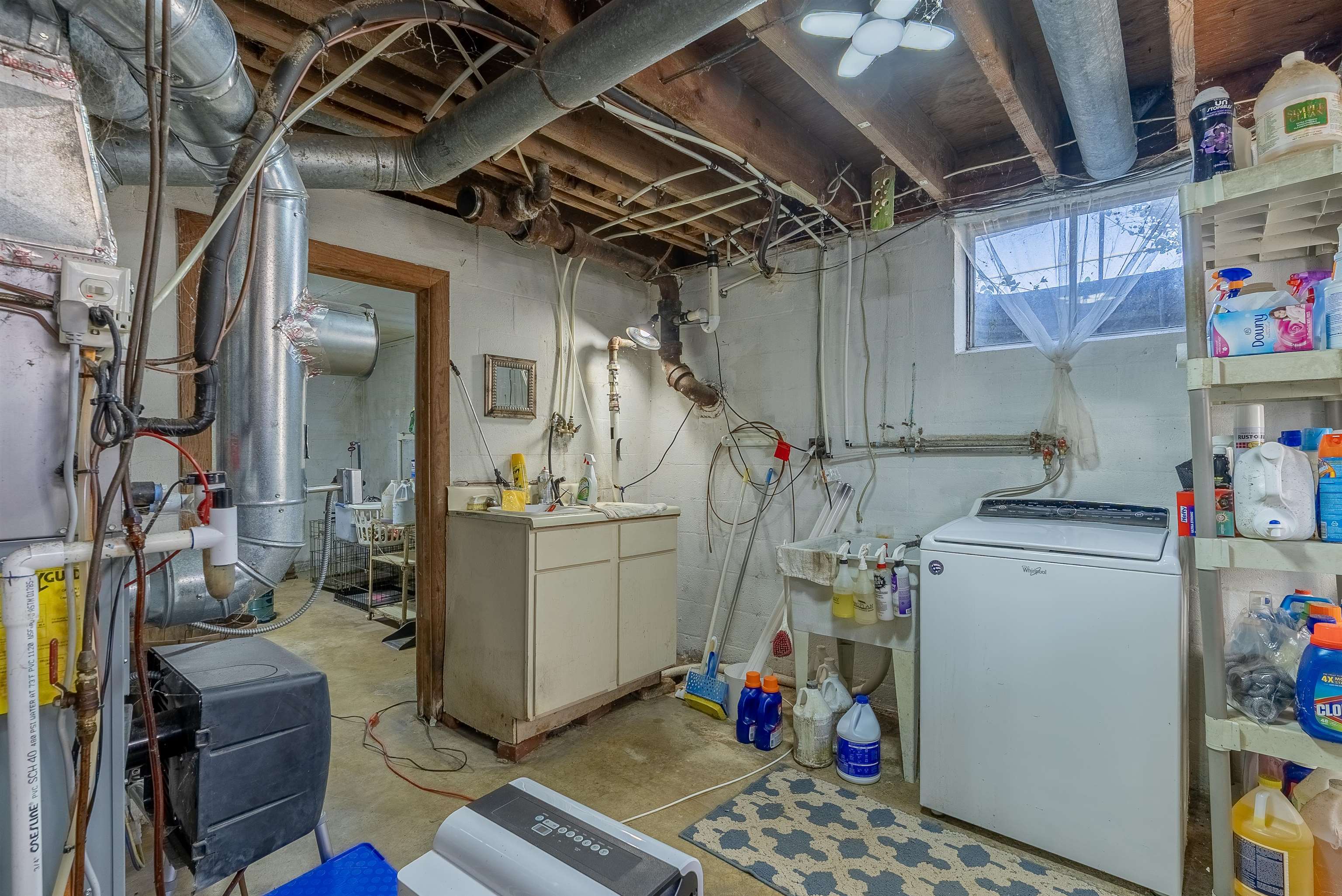 903 ENTRY SCHOOL RD, FISHERSVILLE, Virginia 22939, 2 Bedrooms Bedrooms, ,1 BathroomBathrooms,Residential,903 ENTRY SCHOOL RD,683498 MLS # 683498
