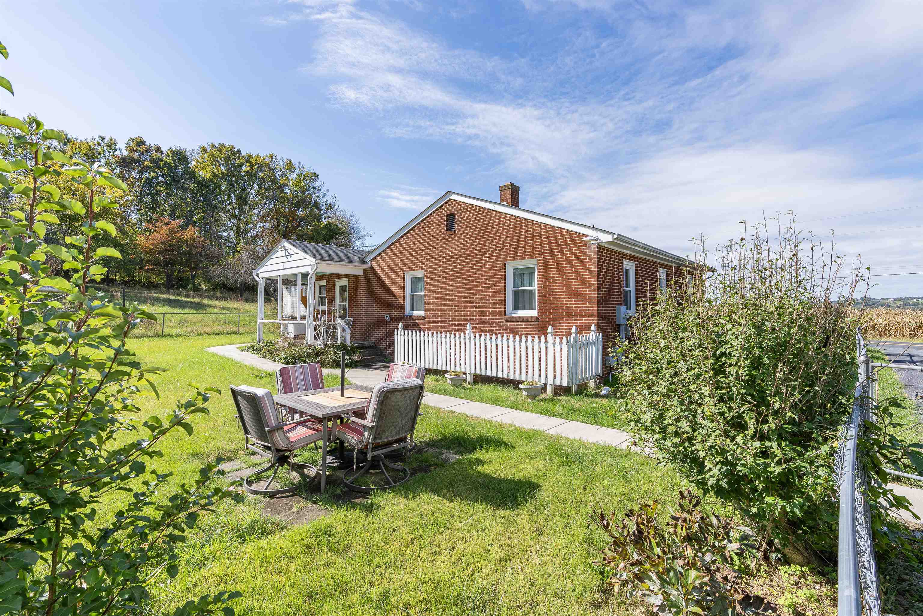 903 ENTRY SCHOOL RD, FISHERSVILLE, Virginia 22939, 2 Bedrooms Bedrooms, ,1 BathroomBathrooms,Residential,903 ENTRY SCHOOL RD,683498 MLS # 683498