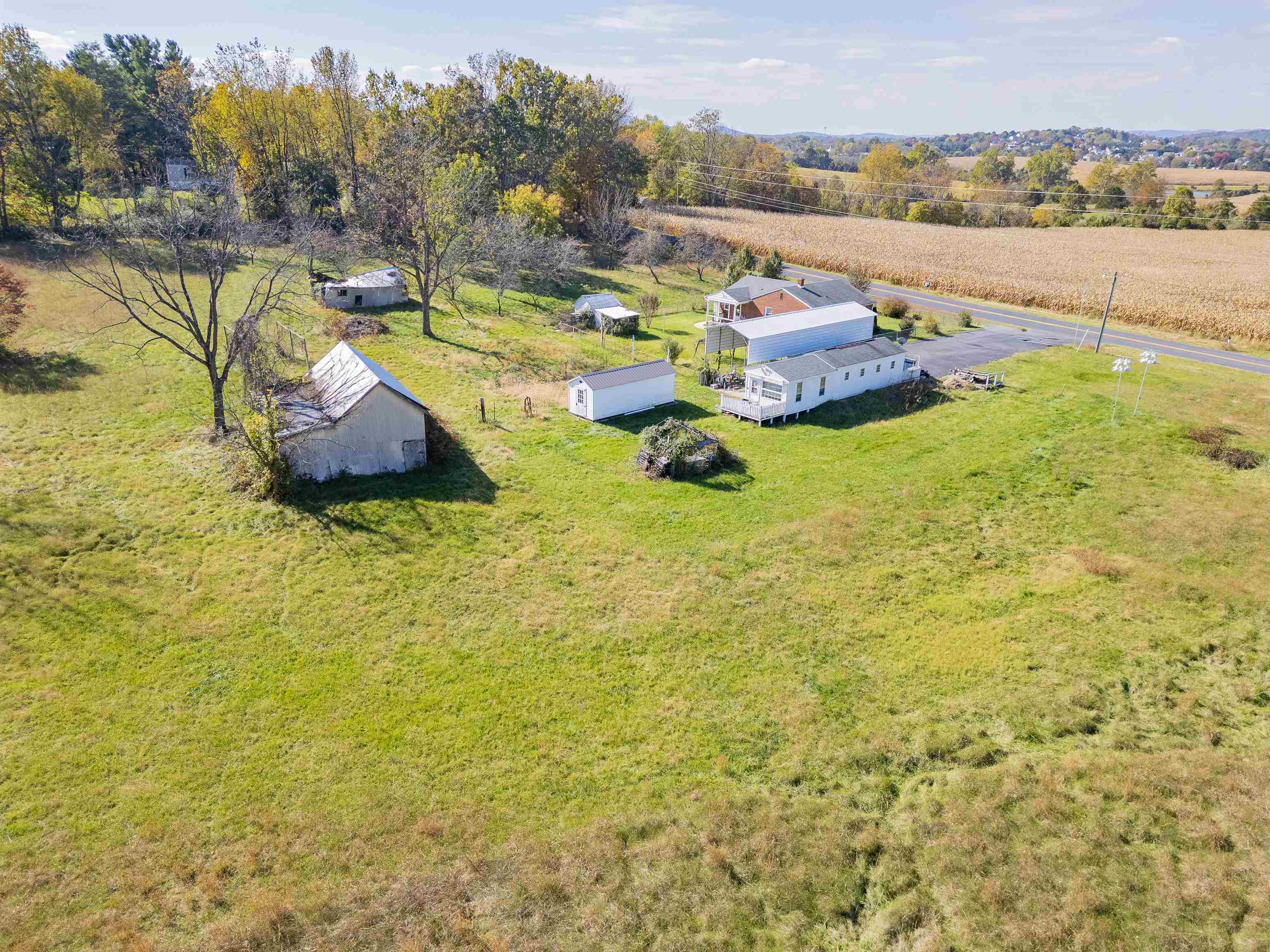 903 ENTRY SCHOOL RD, FISHERSVILLE, Virginia 22939, 2 Bedrooms Bedrooms, ,1 BathroomBathrooms,Residential,903 ENTRY SCHOOL RD,683498 MLS # 683498