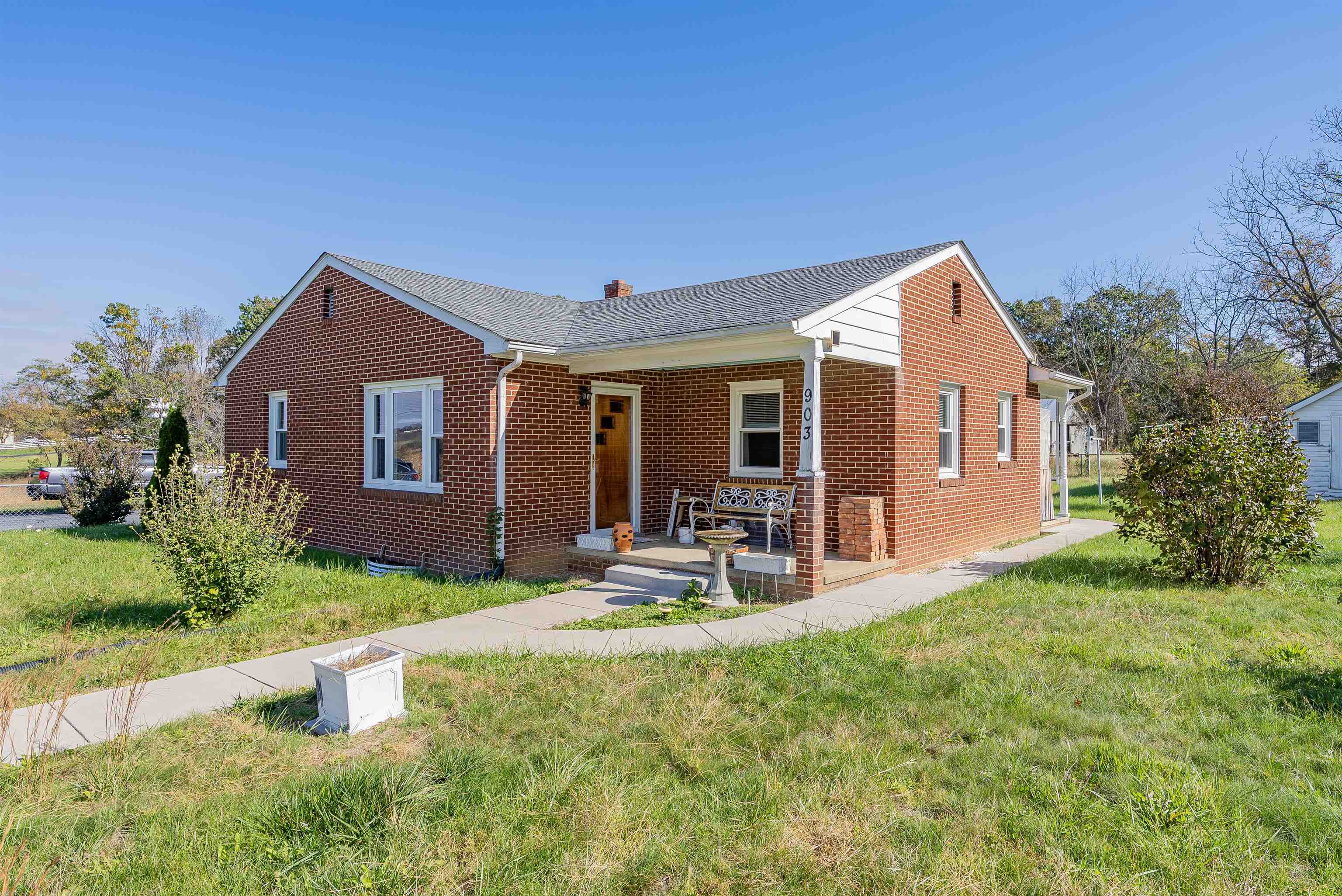 903 ENTRY SCHOOL RD, FISHERSVILLE, Virginia 22939, 2 Bedrooms Bedrooms, ,1 BathroomBathrooms,Residential,903 ENTRY SCHOOL RD,683498 MLS # 683498