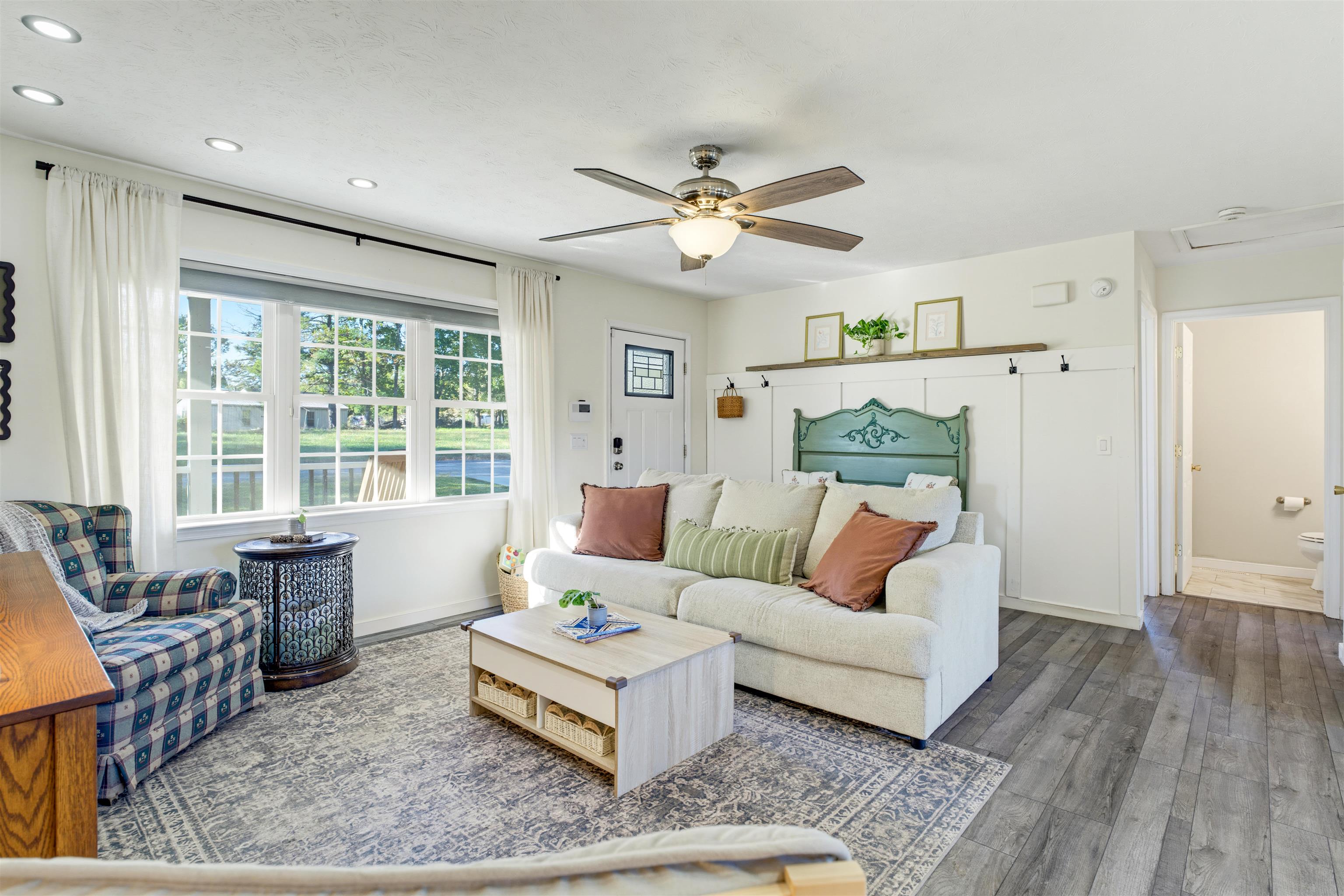 43 BARTLEY ST, STAUNTON, Virginia 24401, 5 Bedrooms Bedrooms, ,2 BathroomsBathrooms,Residential,43 BARTLEY ST,683499 MLS # 683499 43 BARTLEY ST, STAUNTON, Virginia 24401, 5 Bedrooms Bedrooms, ,2 BathroomsBathrooms,Residential,43 BARTLEY ST,683499 MLS # 683499